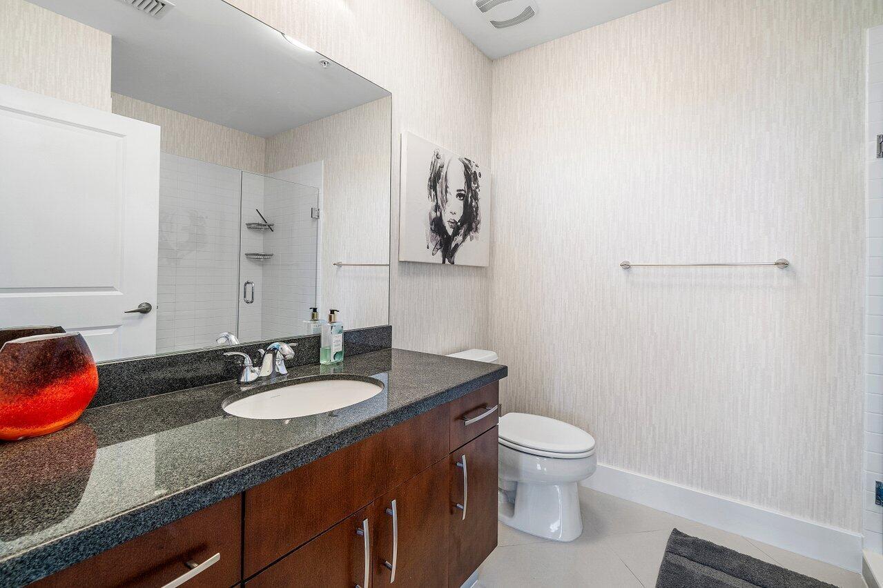 300 S Australian Avenue 1418 Property Photo 20