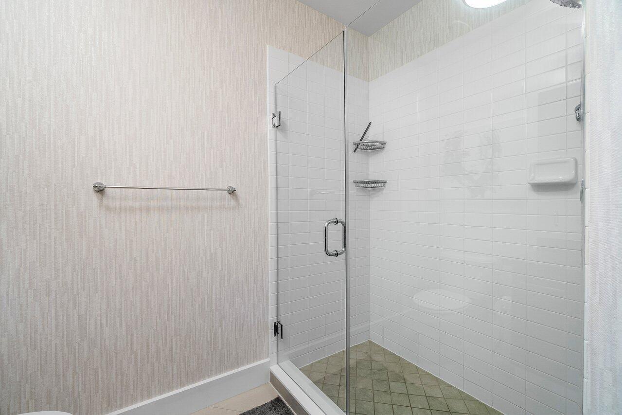 300 S Australian Avenue 1418 Property Photo 21