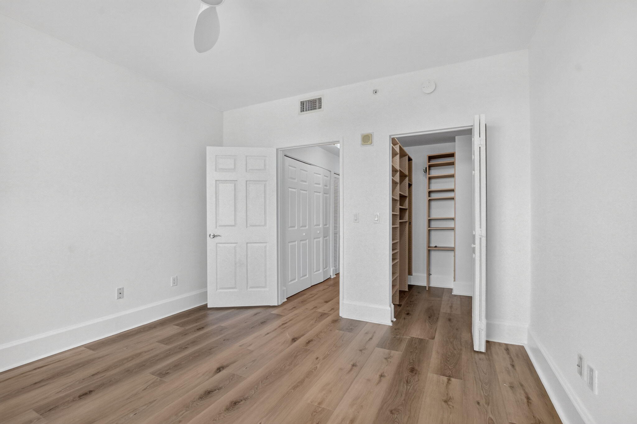 233 S Federal Highway 623 Property Photo 18