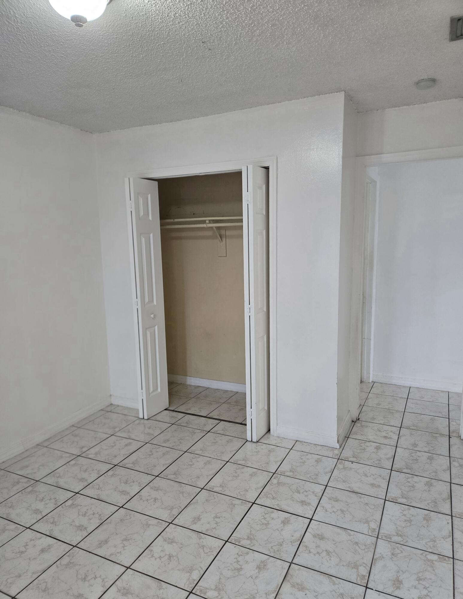 11302 Sw 7th Street Property Photo 16