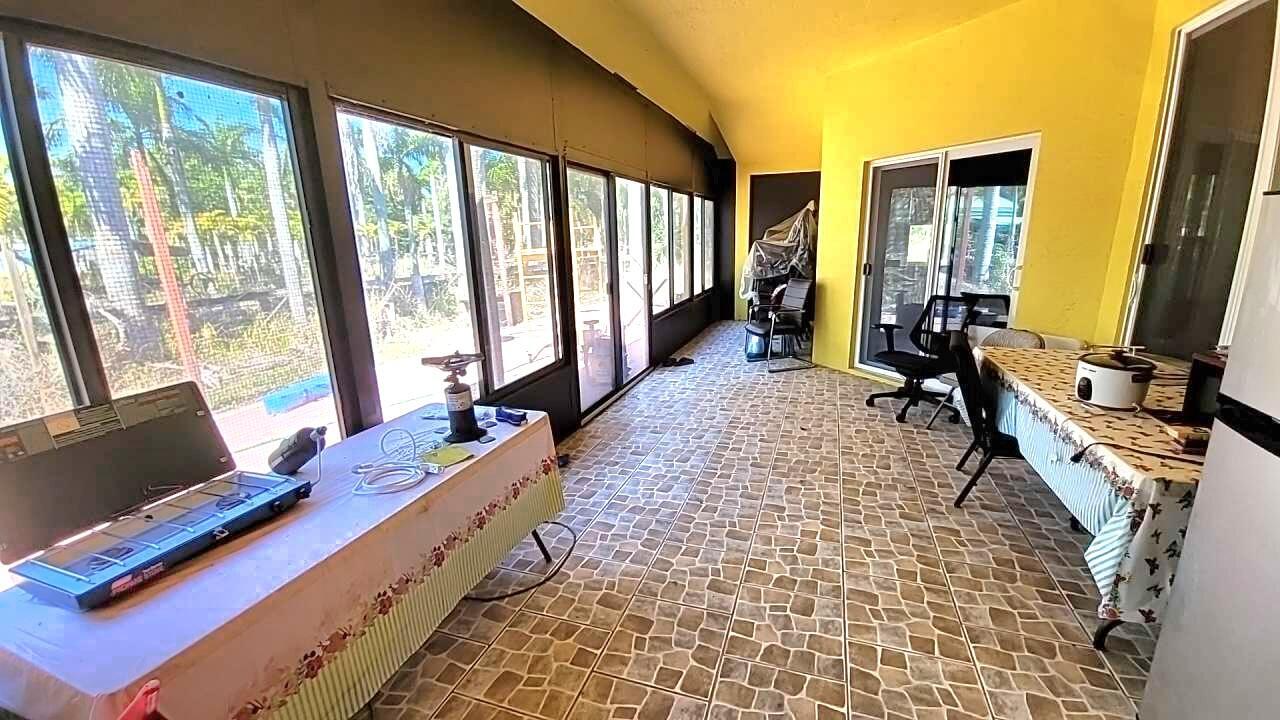 4095 Windmill Road Property Photo 5
