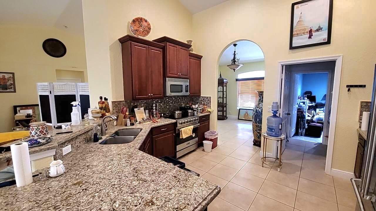 4095 Windmill Road Property Photo 11