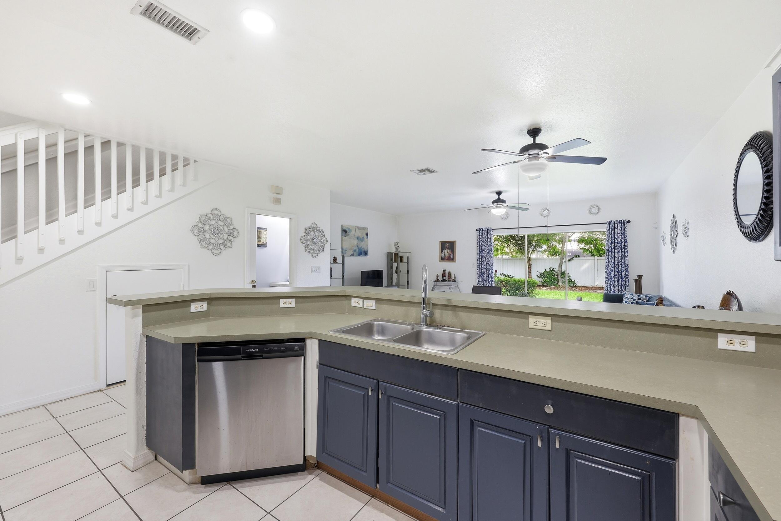 13352 Georgian Court Property Photo 15