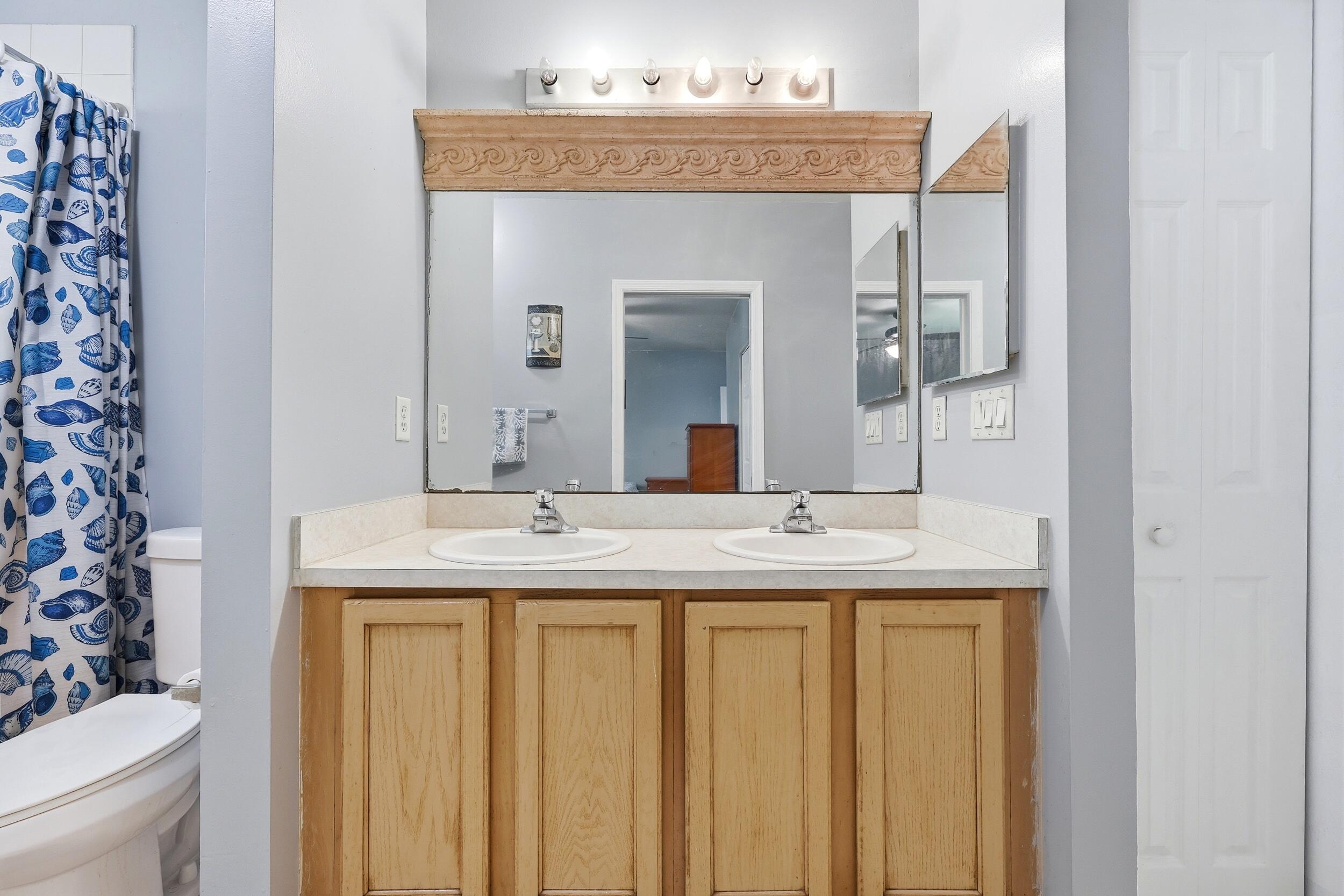 13352 Georgian Court Property Photo 27