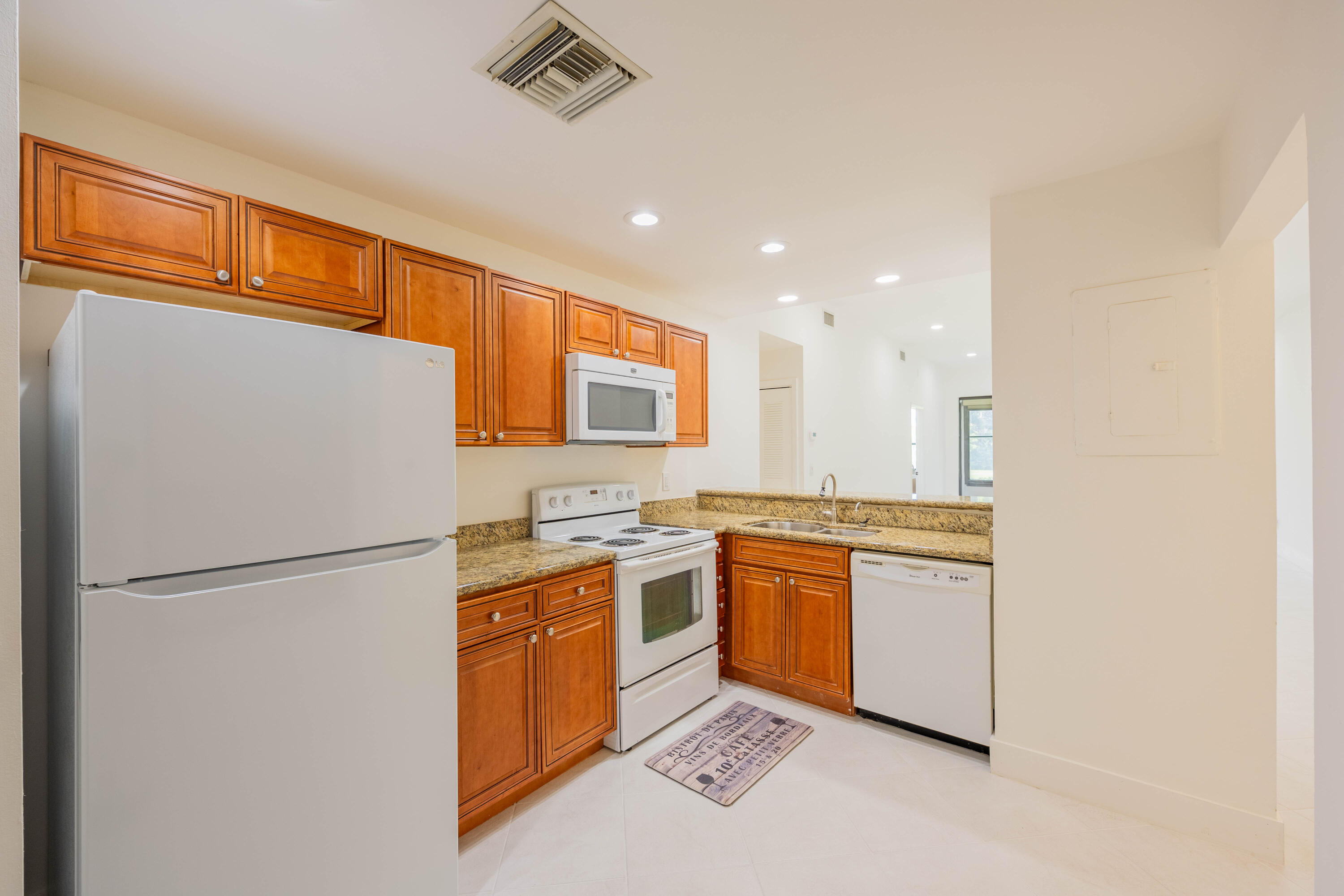 7520 La Paz Boulevard A104 Property Photo 14