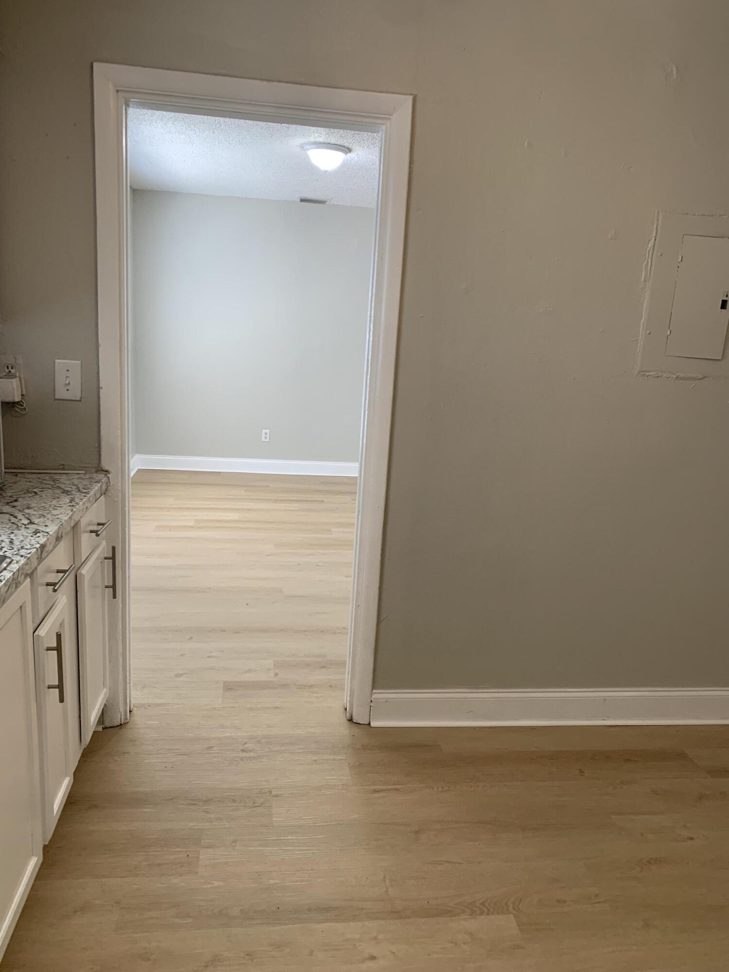 240 Nw 38th Avenue Property Photo 16