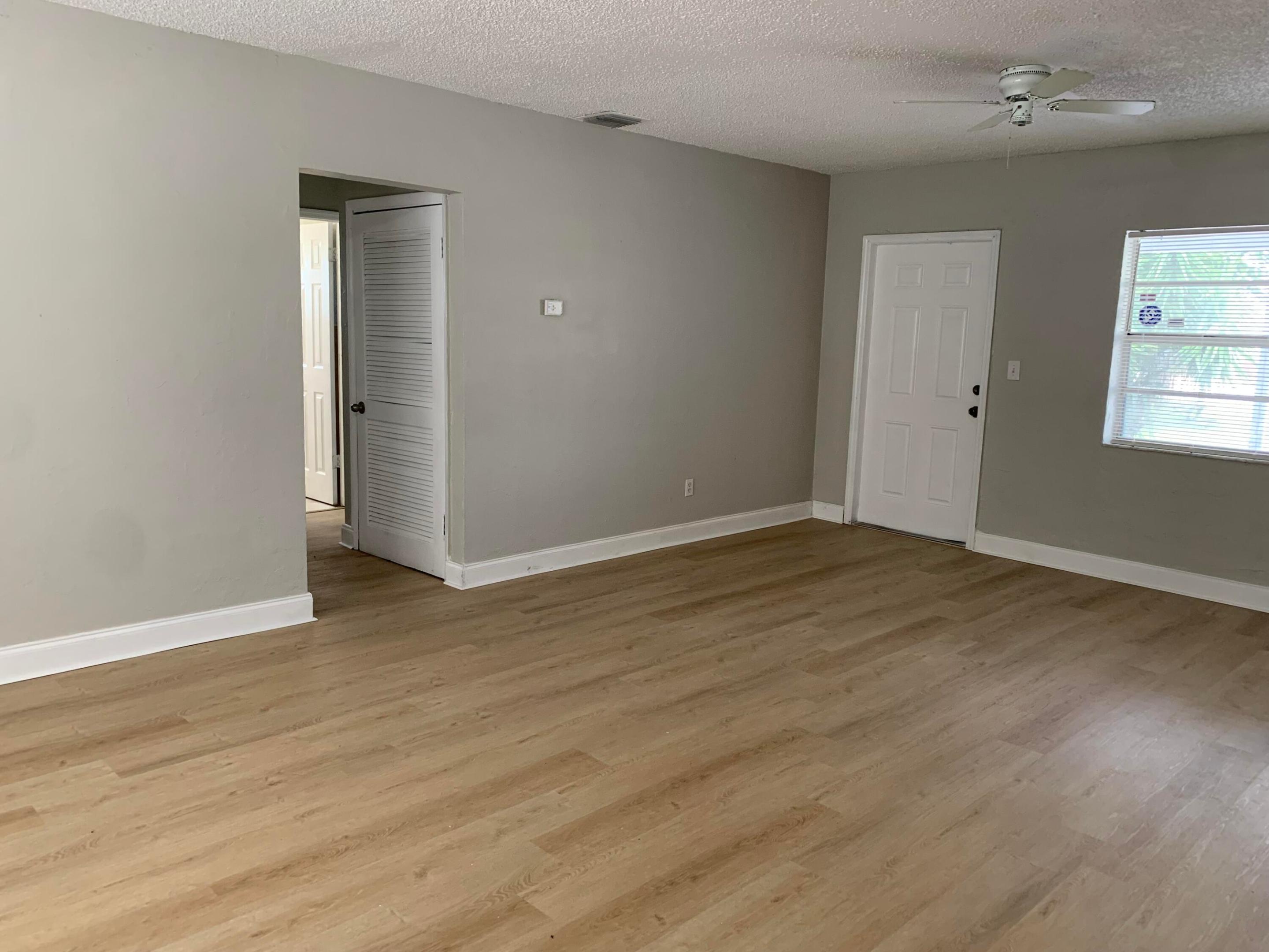 240 Nw 38th Avenue Property Photo 23