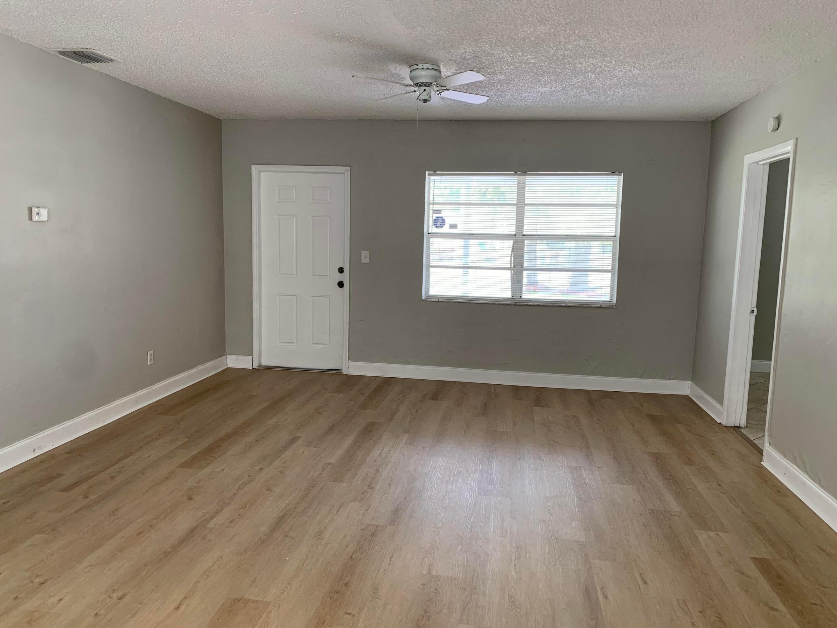 240 Nw 38th Avenue Property Photo 25