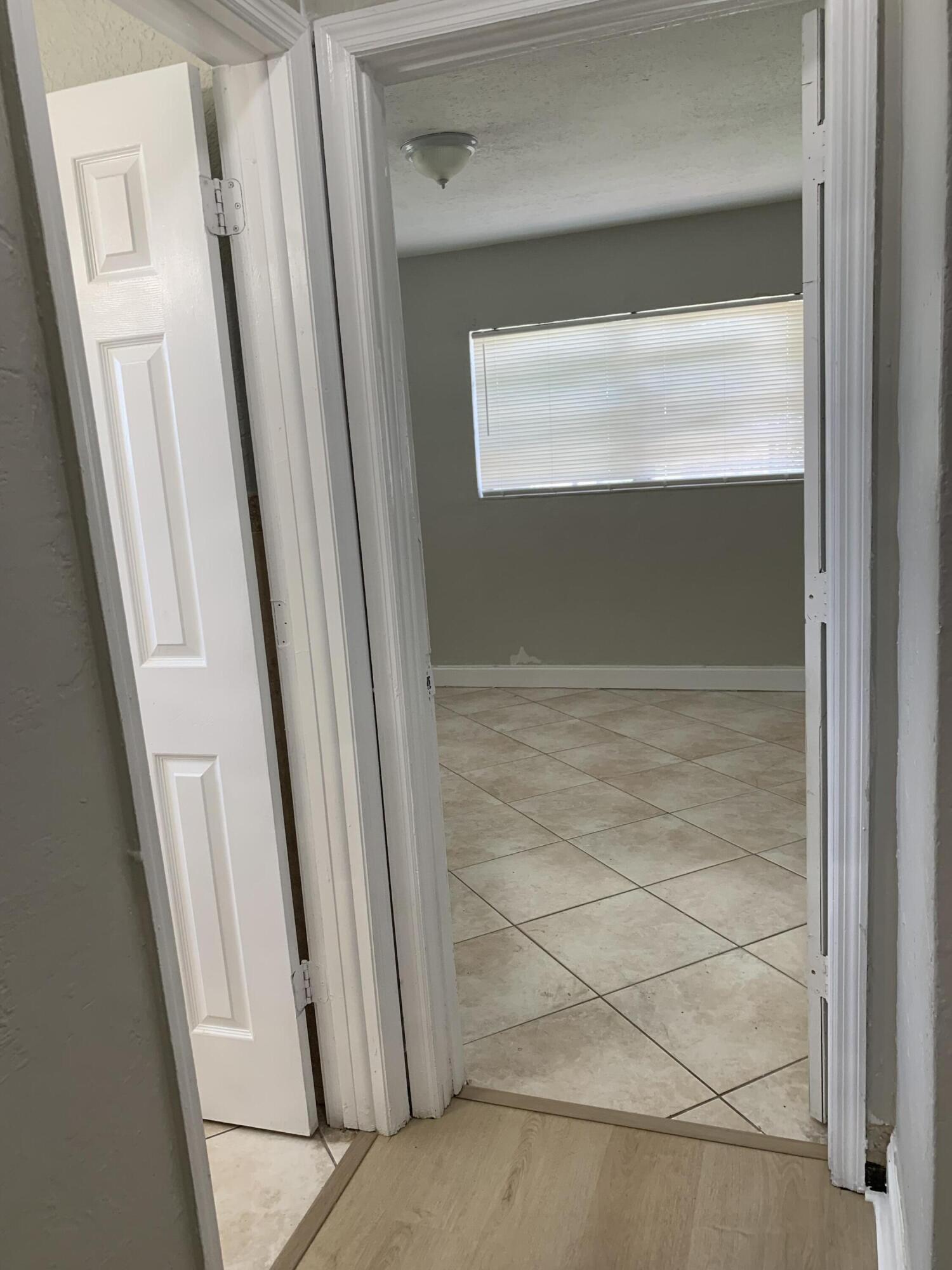 240 Nw 38th Avenue Property Photo 34