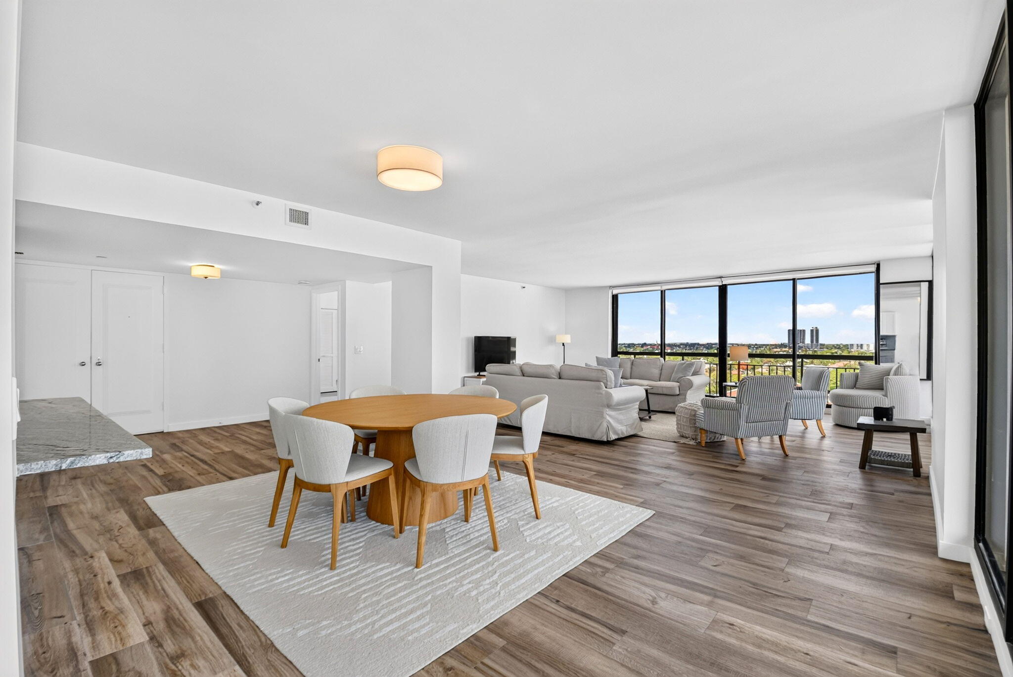 4000 N Ocean Drive 703 Property Photo 1