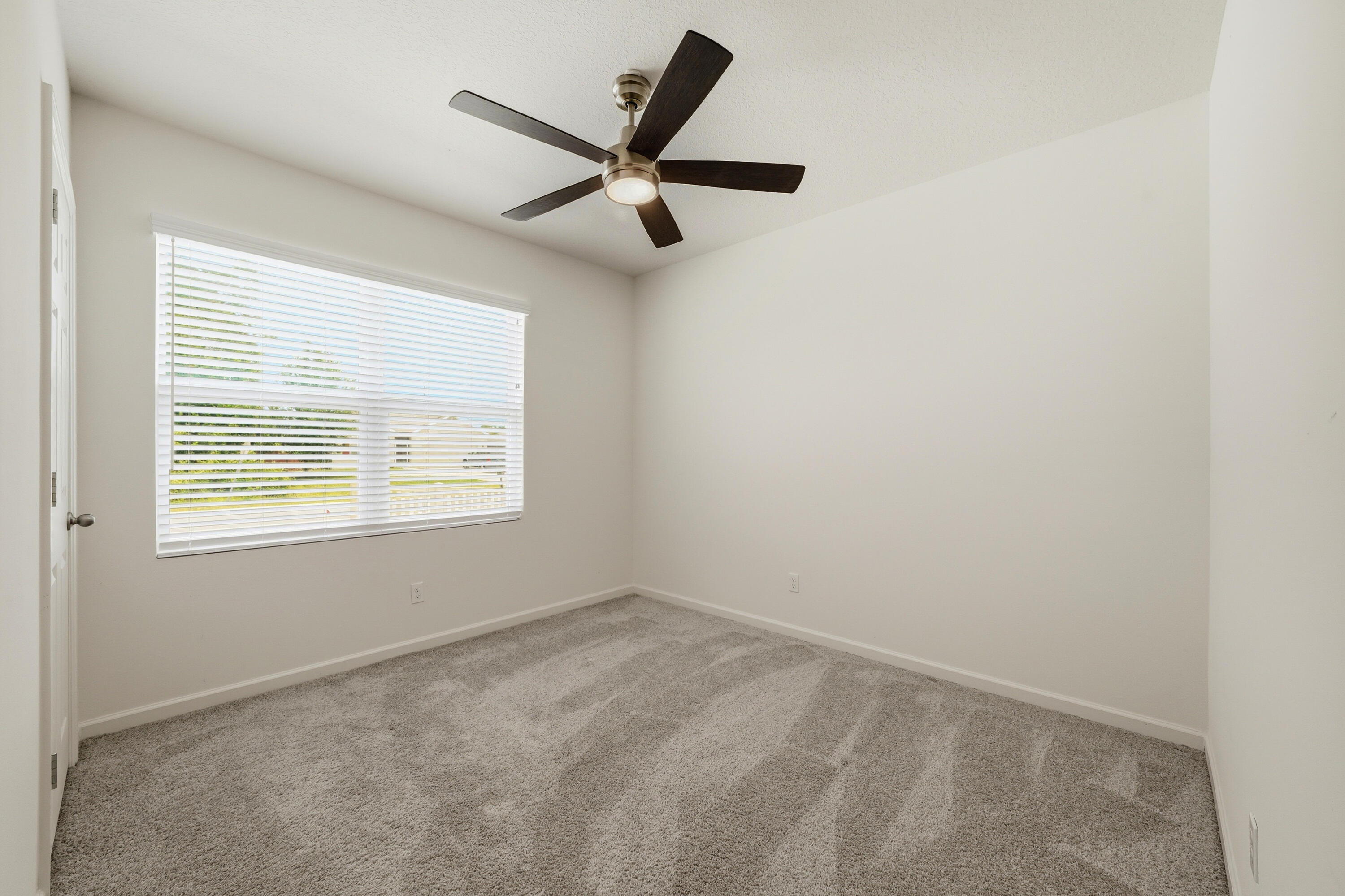 1572 Sw Paar Drive Property Photo 26