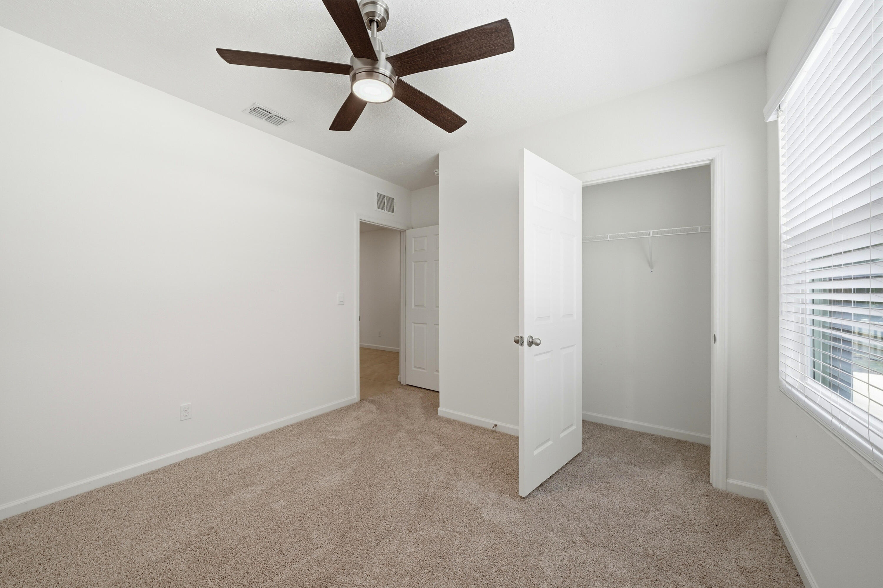 1572 Sw Paar Drive Property Photo 27