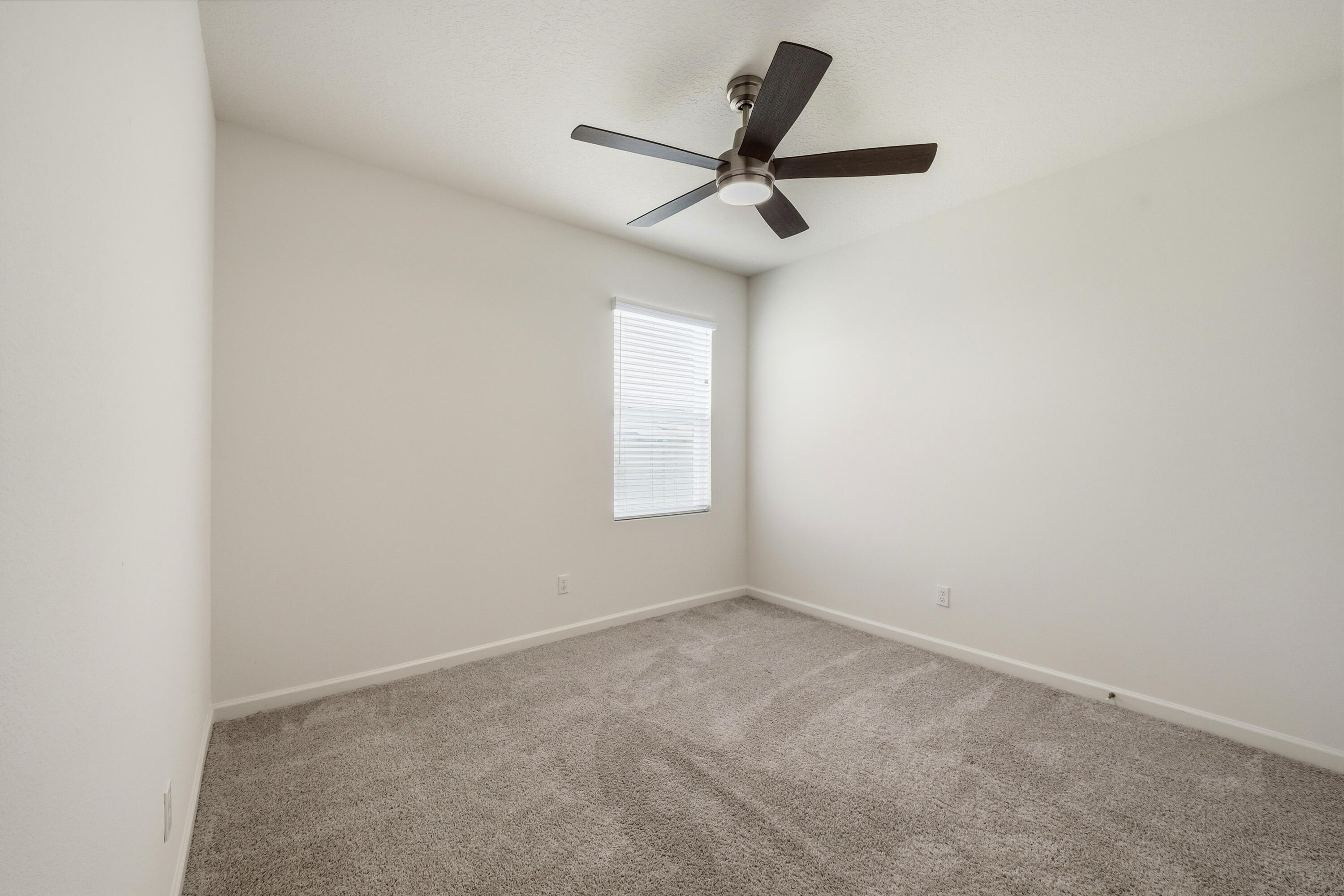 1572 Sw Paar Drive Property Photo 28