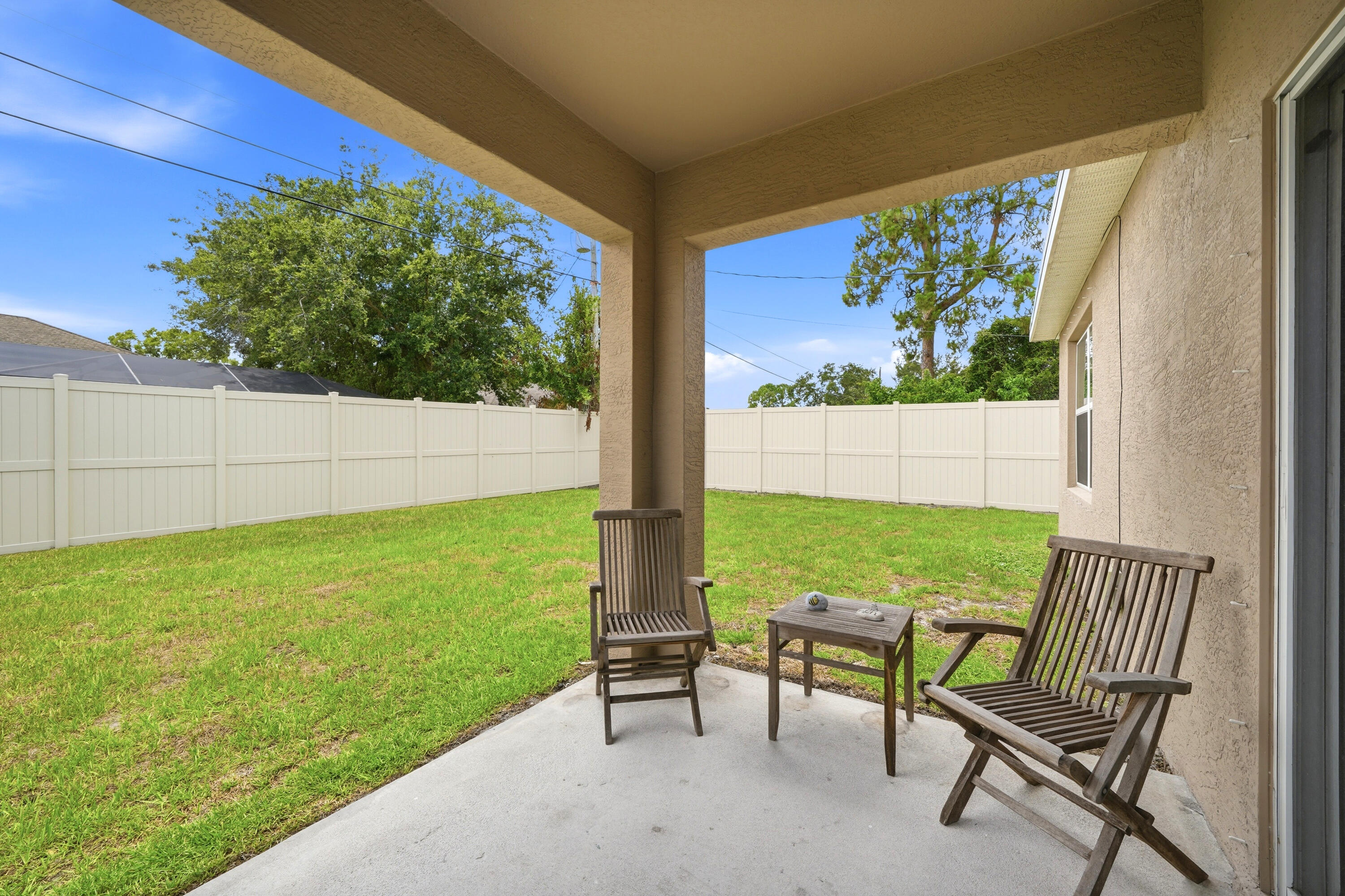1572 Sw Paar Drive Property Photo 40