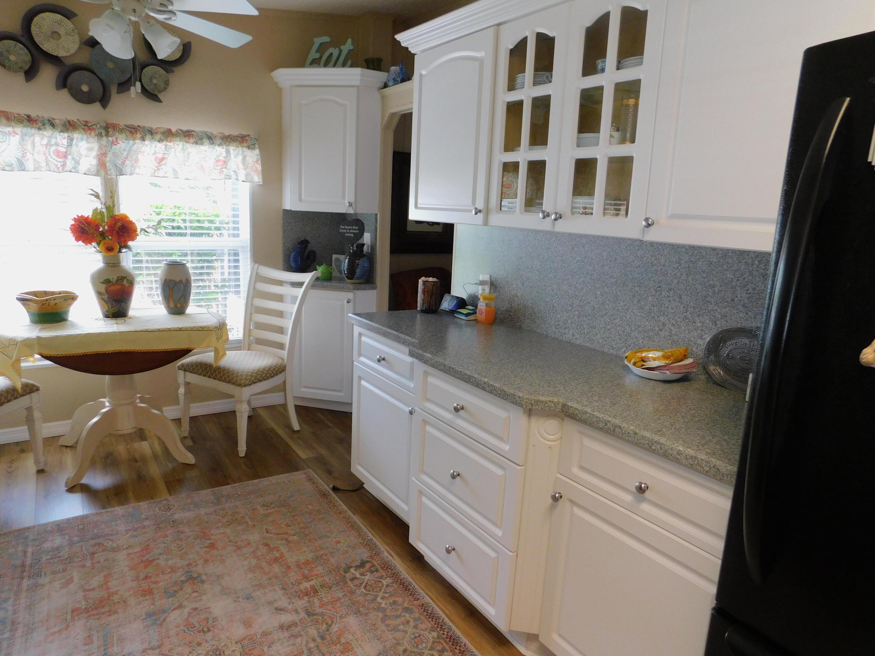 485 Hemingway Terrace G-04 Property Photo 5