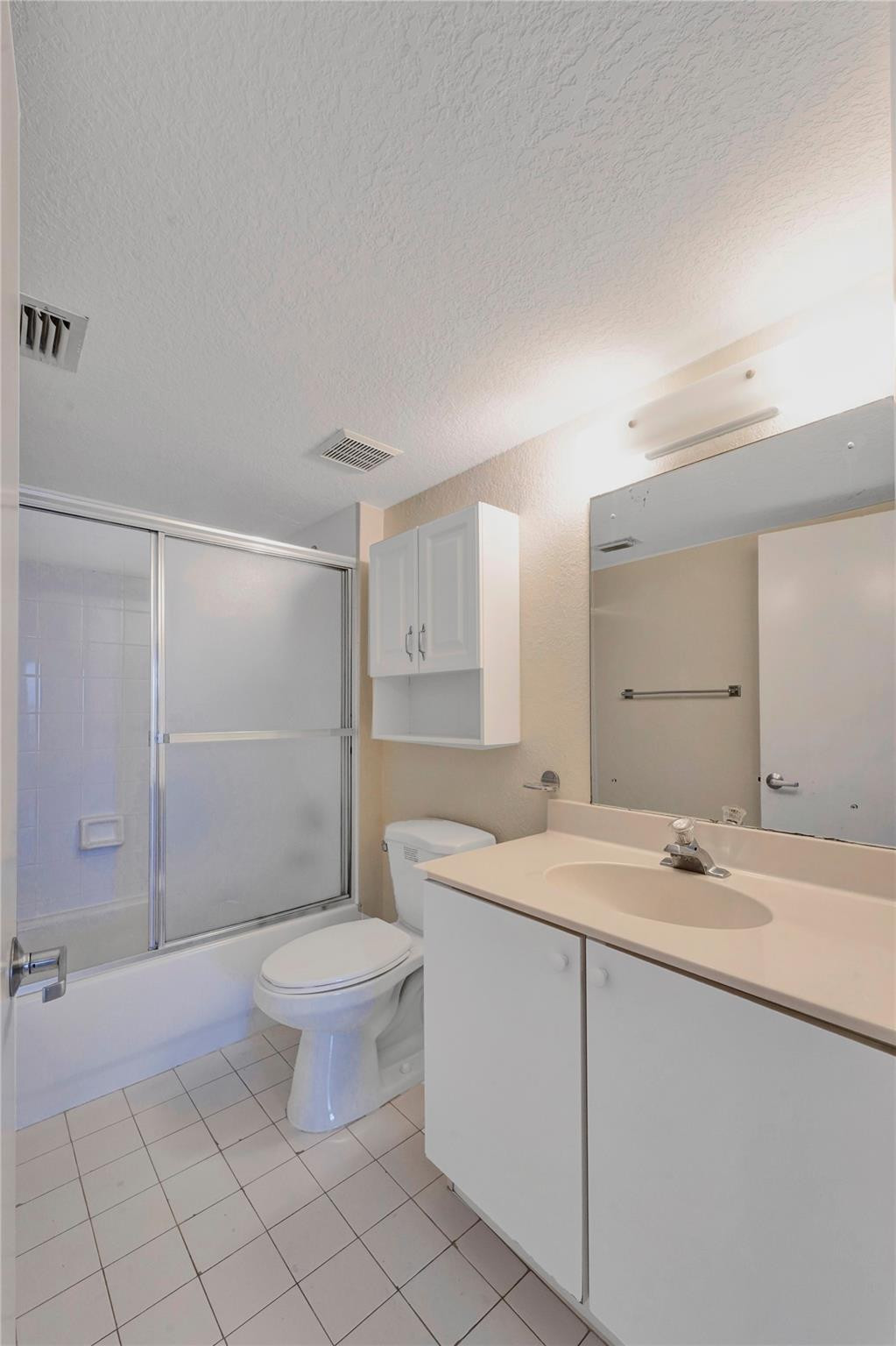 4025 N Federal Highway B311 Property Photo 5