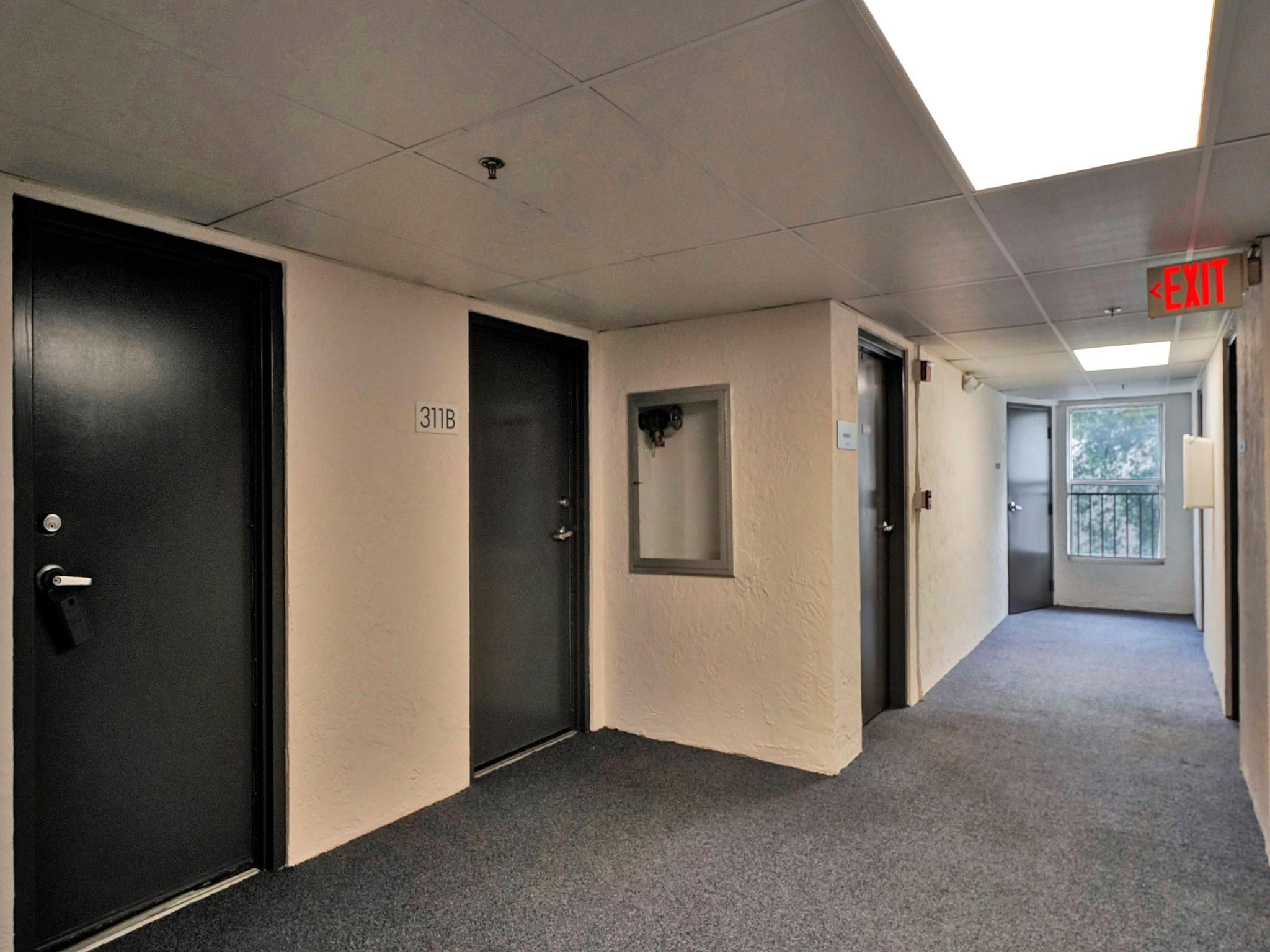 4025 N Federal Highway B311 Property Photo 39