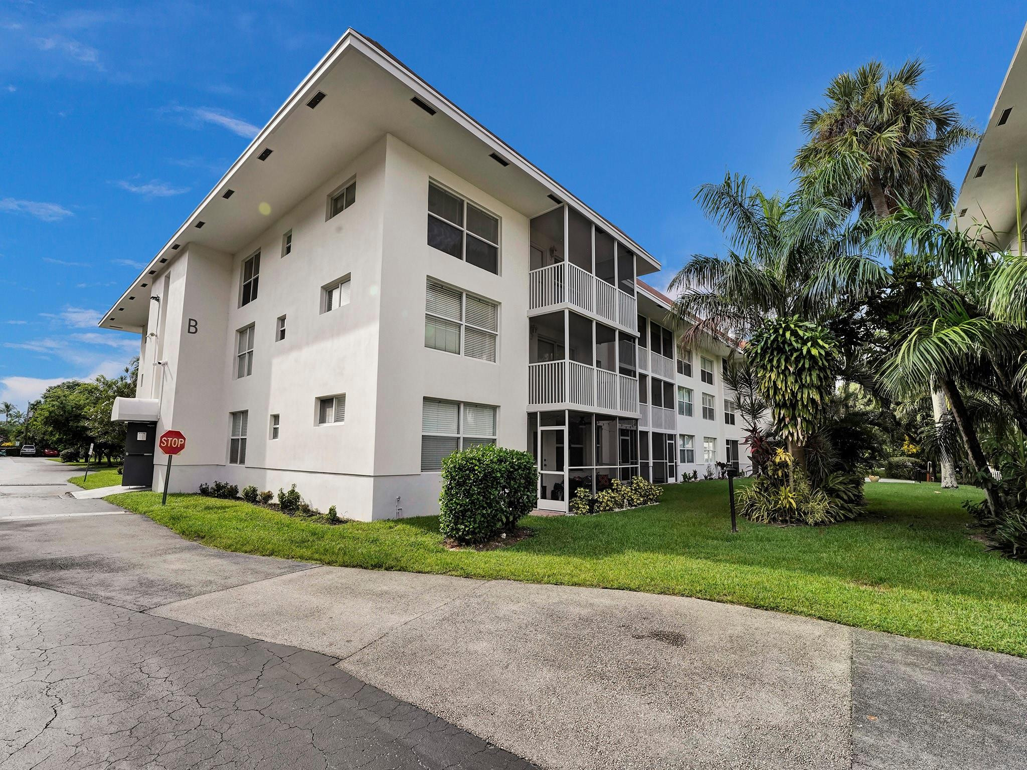4025 N Federal Highway B311 Property Photo 42