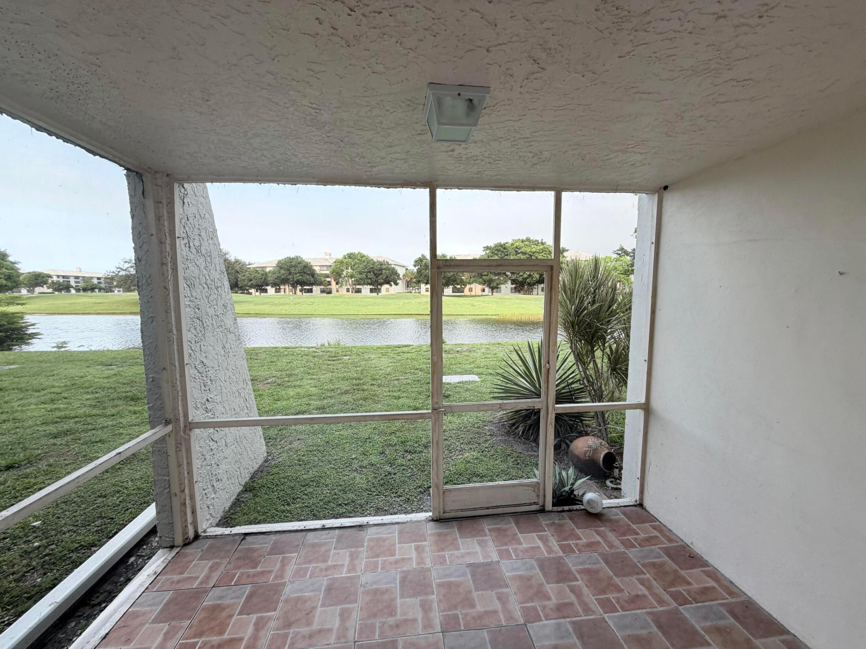 9230 Lagoon Place 110 Property Photo 13