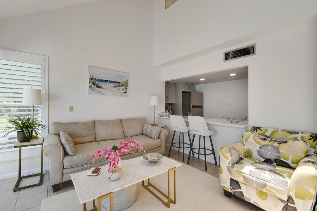 1605 S Us Highway 1 M2-214 Property Photo 4