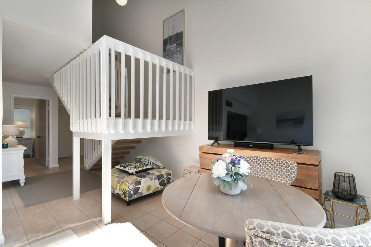 1605 S Us Highway 1 M2-214 Property Photo 6