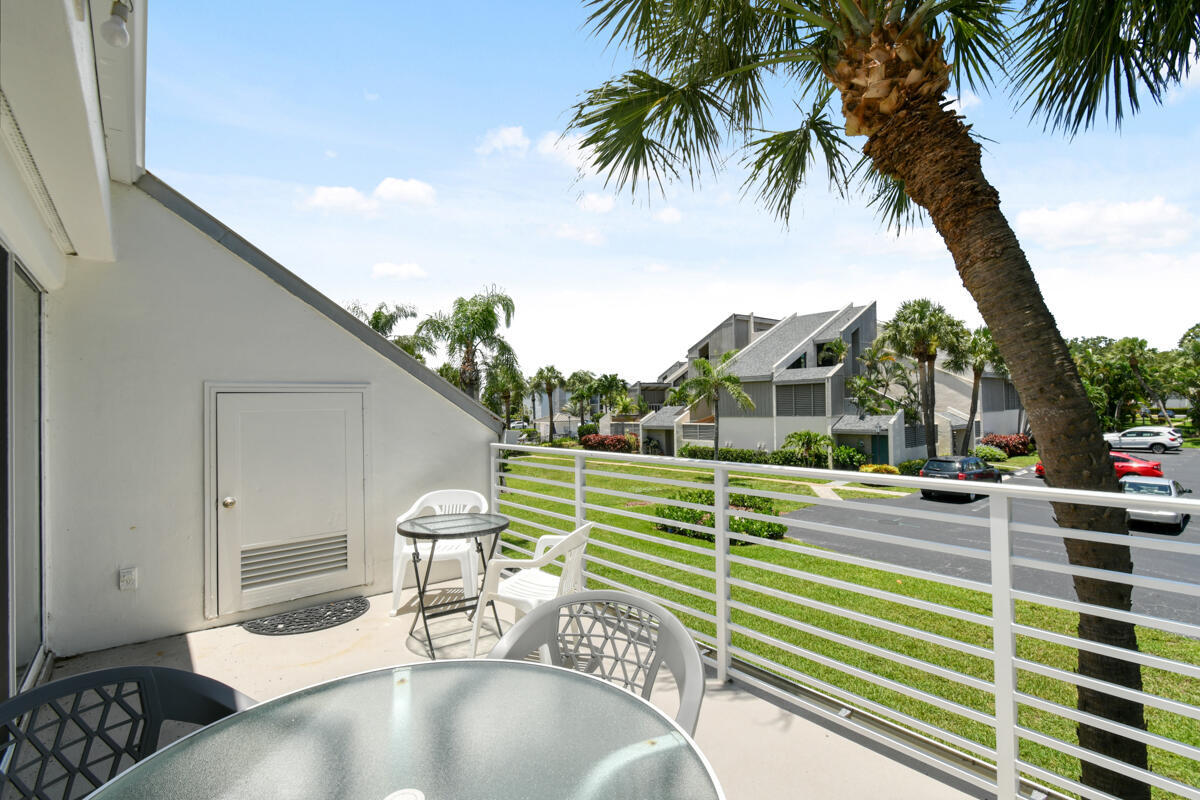 1605 S Us Highway 1 M2-214 Property Photo 25