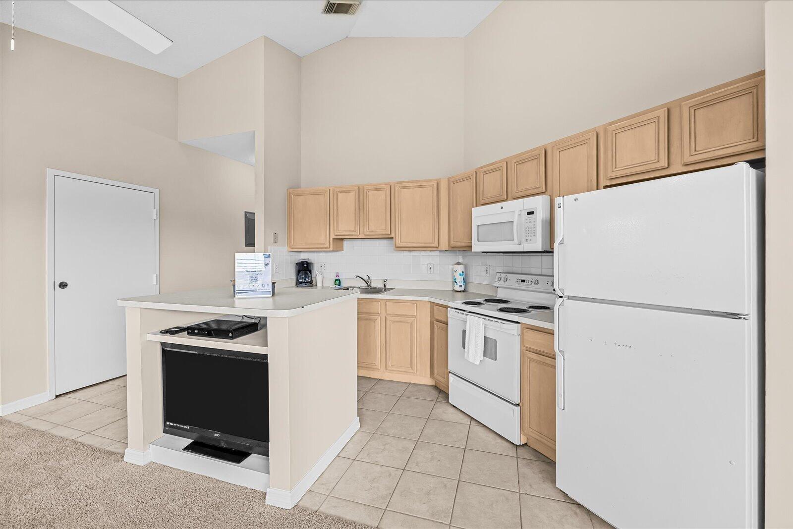 9906 Perfect Drive Property Photo 6