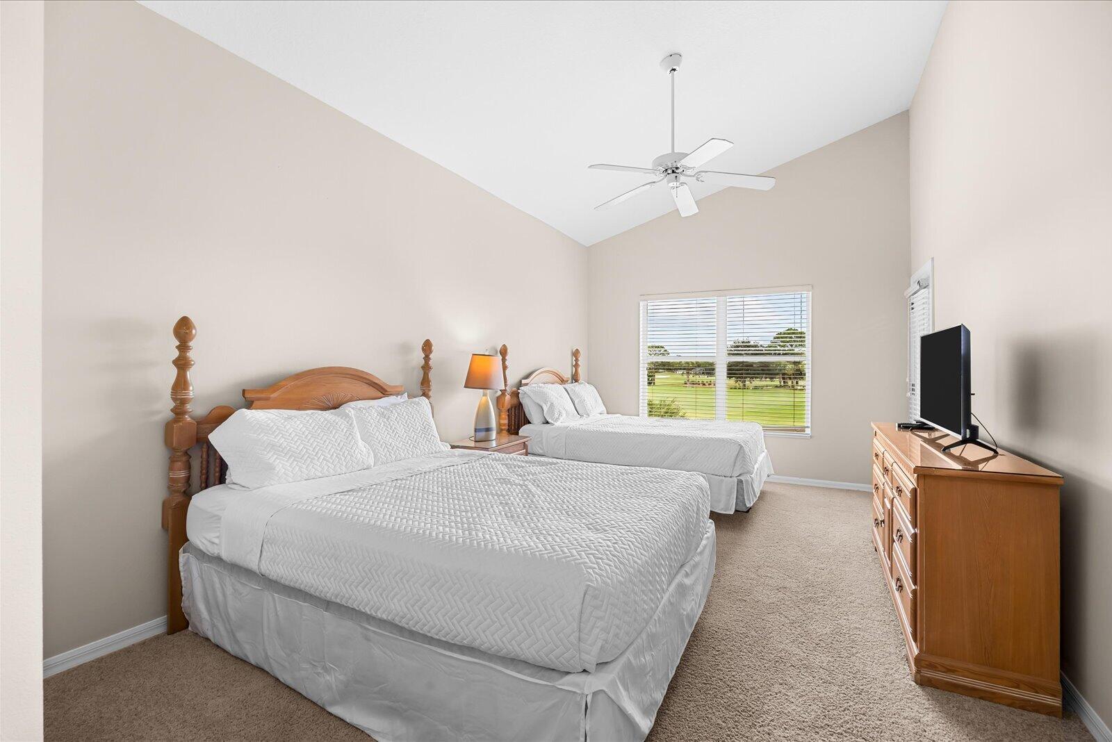 9906 Perfect Drive Property Photo 10