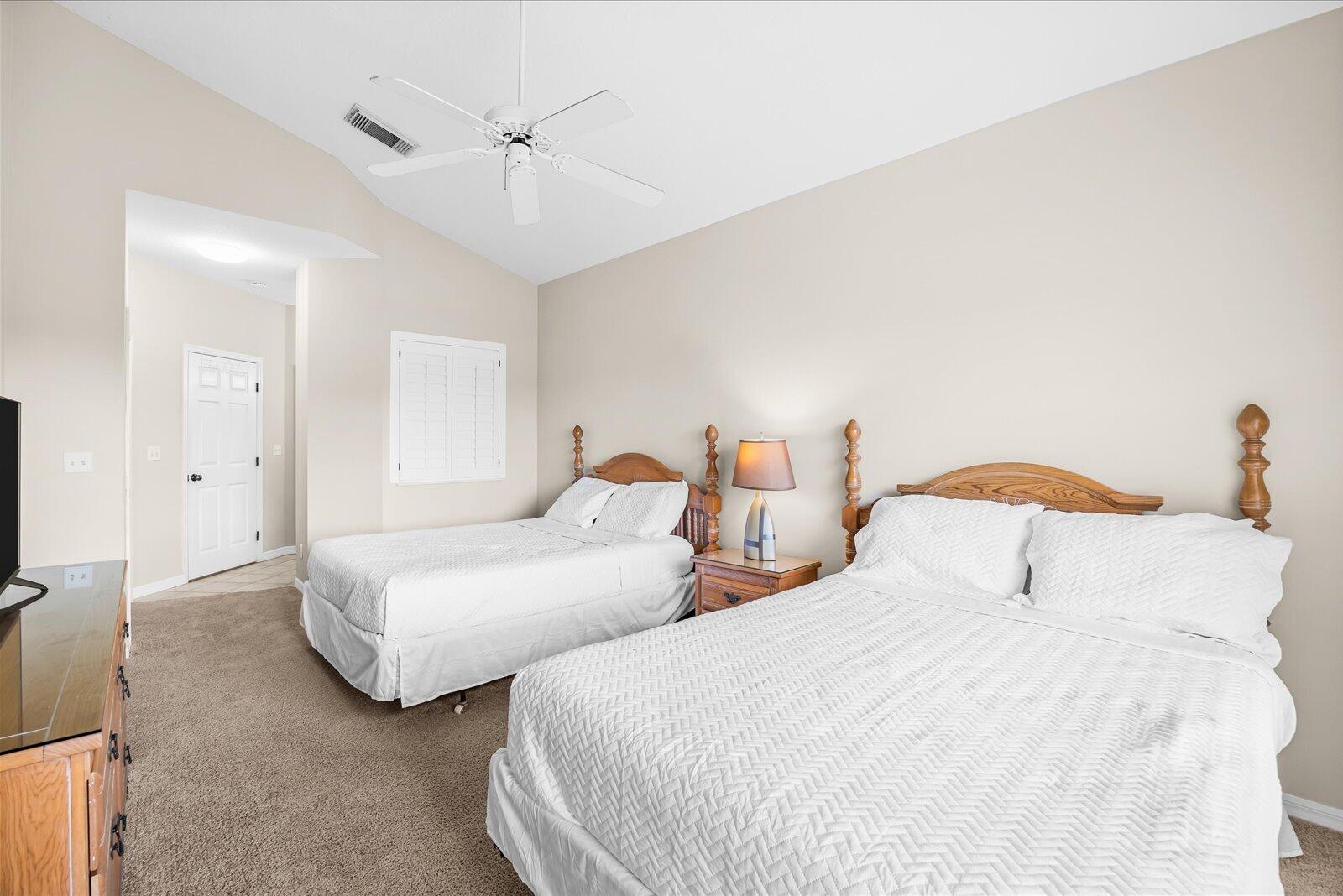 9906 Perfect Drive Property Photo 12