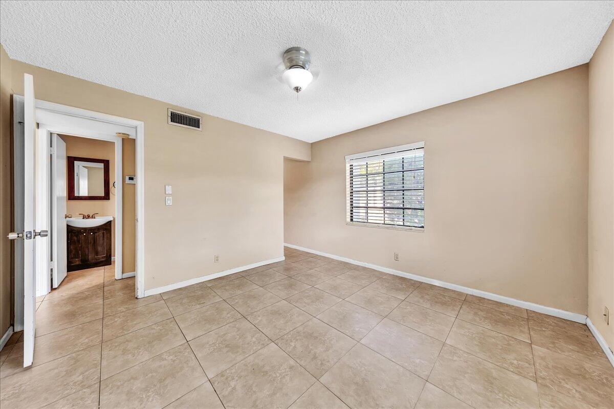 180 Cypress Club Drive 816 Property Photo 28