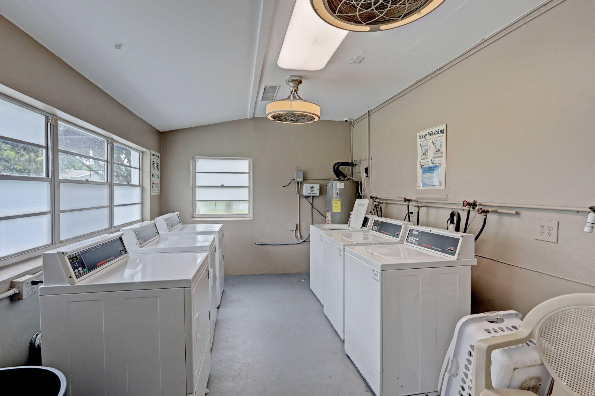 170 Maple Avenue W Property Photo 53