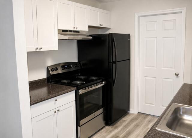 130 E Northside Drive Property Photo 2