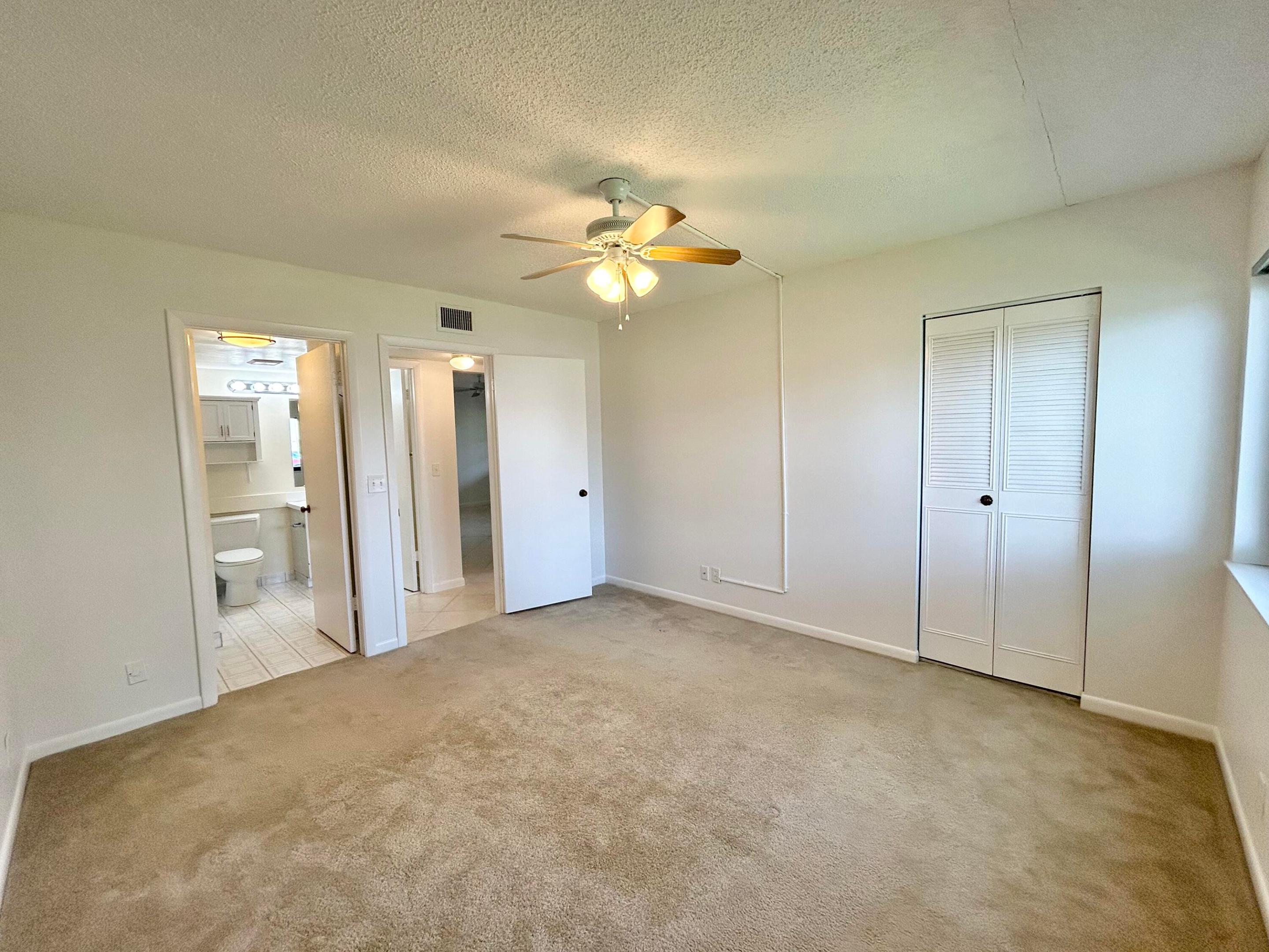418 Pine Glen Lane C-1 Property Photo 32