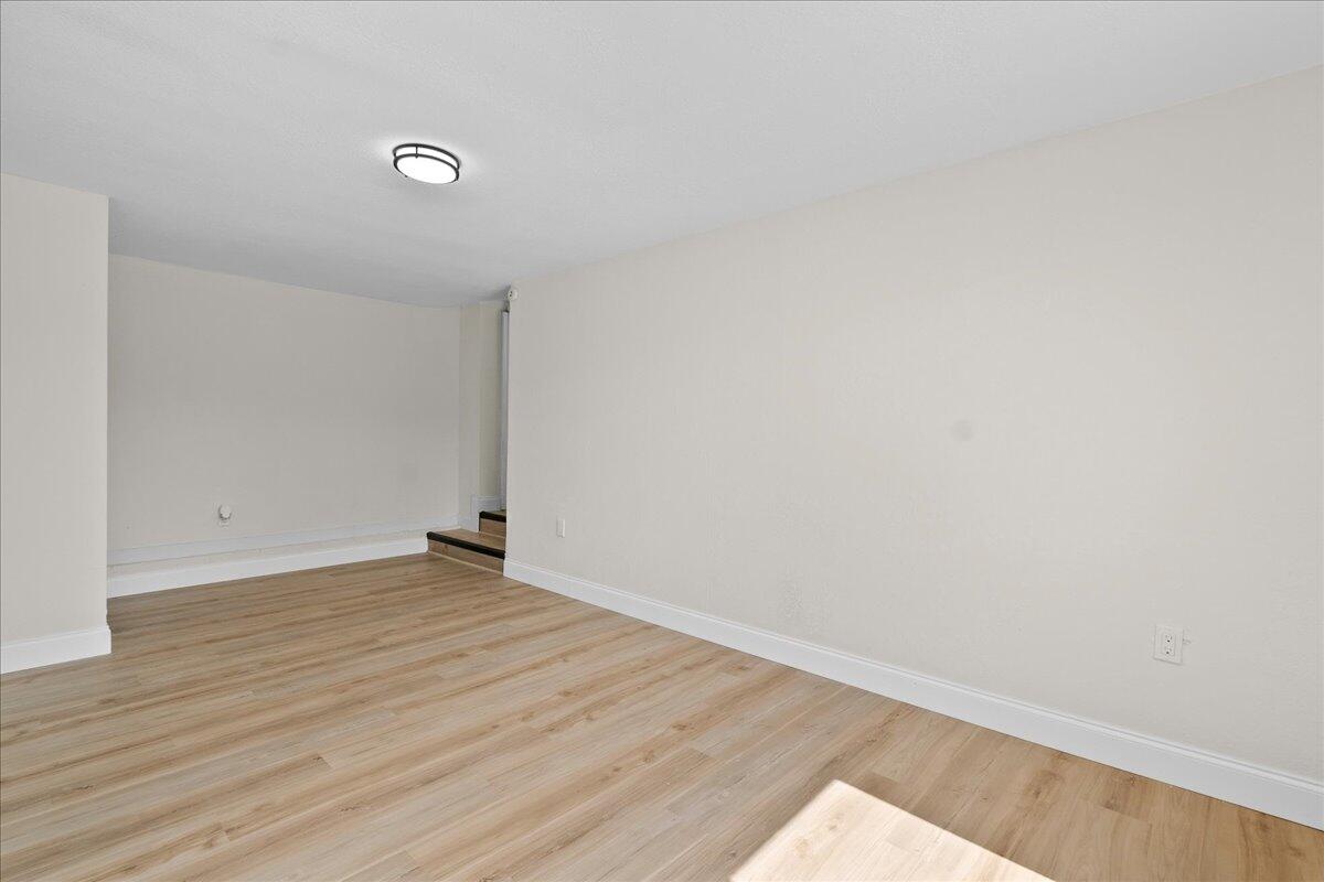 1306 S C Terrace Property Photo 11