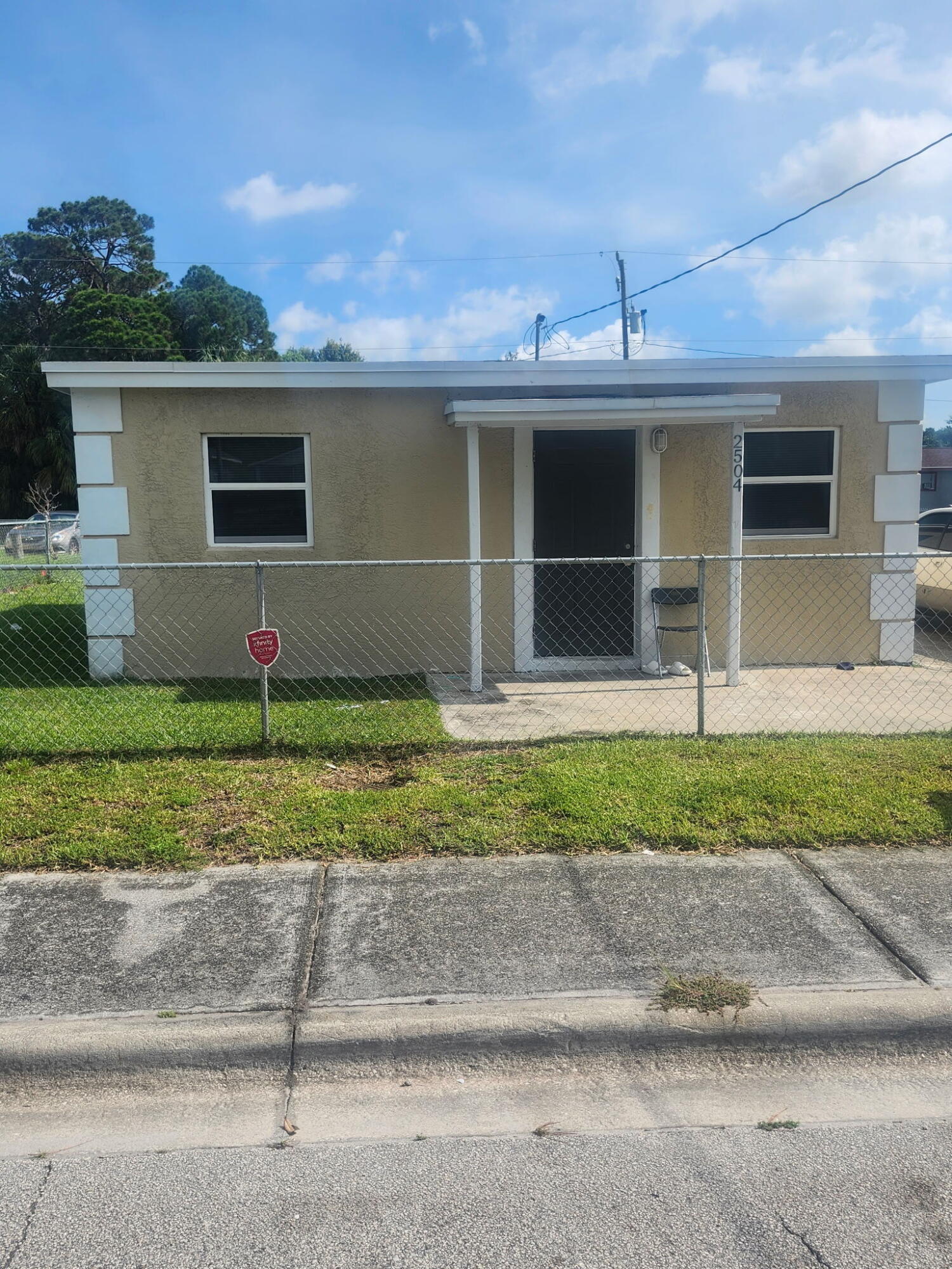 2504 Wilkins Avenue Property Photo 1