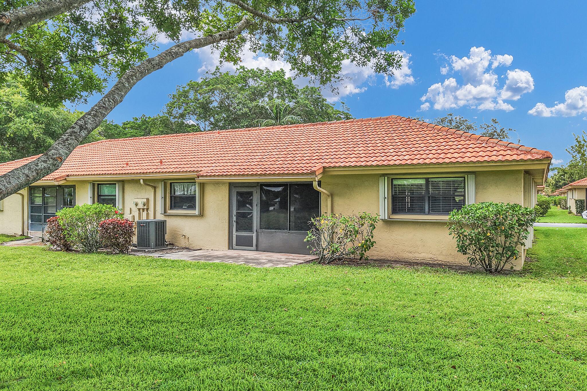4450 Nutmeg Tree Lane A Property Photo 19
