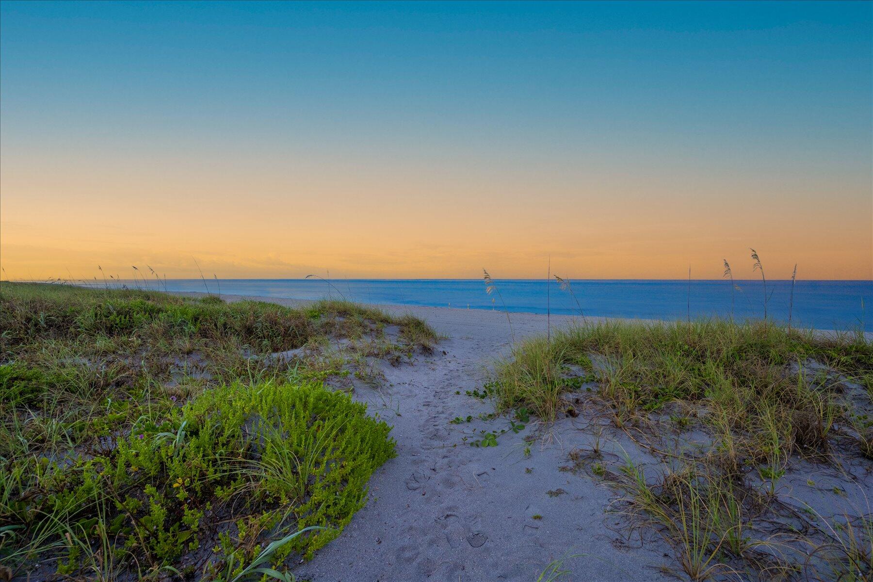 1213 S Ocean Boulevard 2-e Property Photo 3