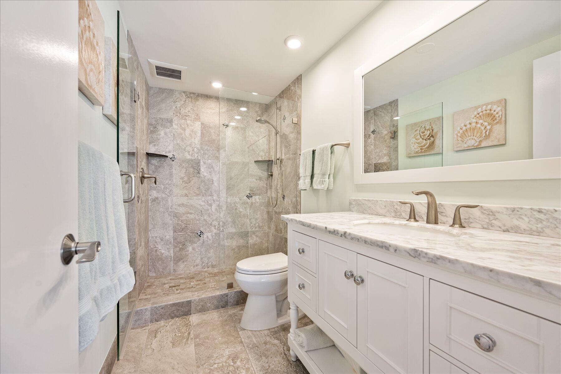 1213 S Ocean Boulevard 2-e Property Photo 12