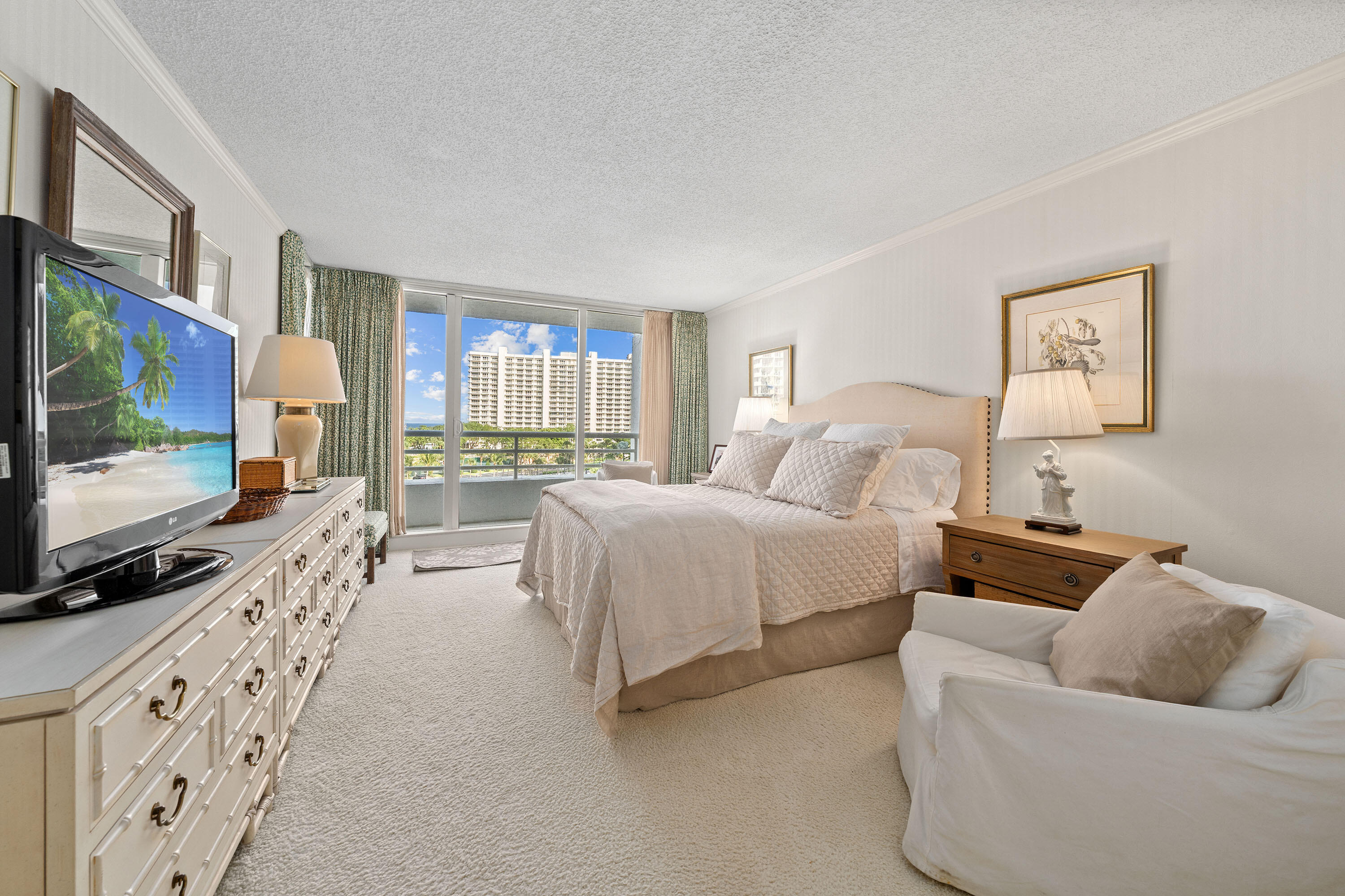 4201 N Ocean Boulevard 508 Property Photo 9