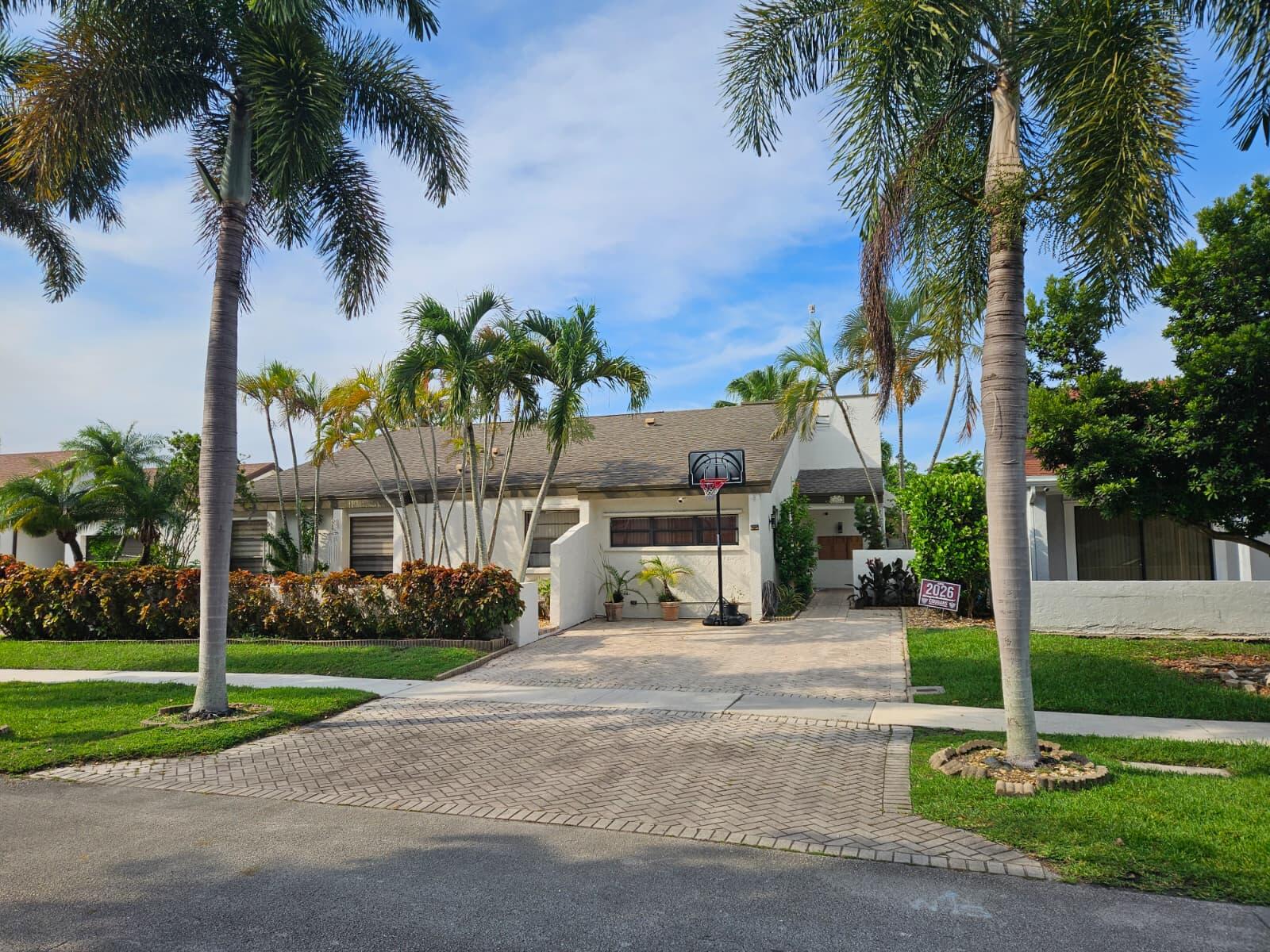 16657 Redwood Way Property Photo 2