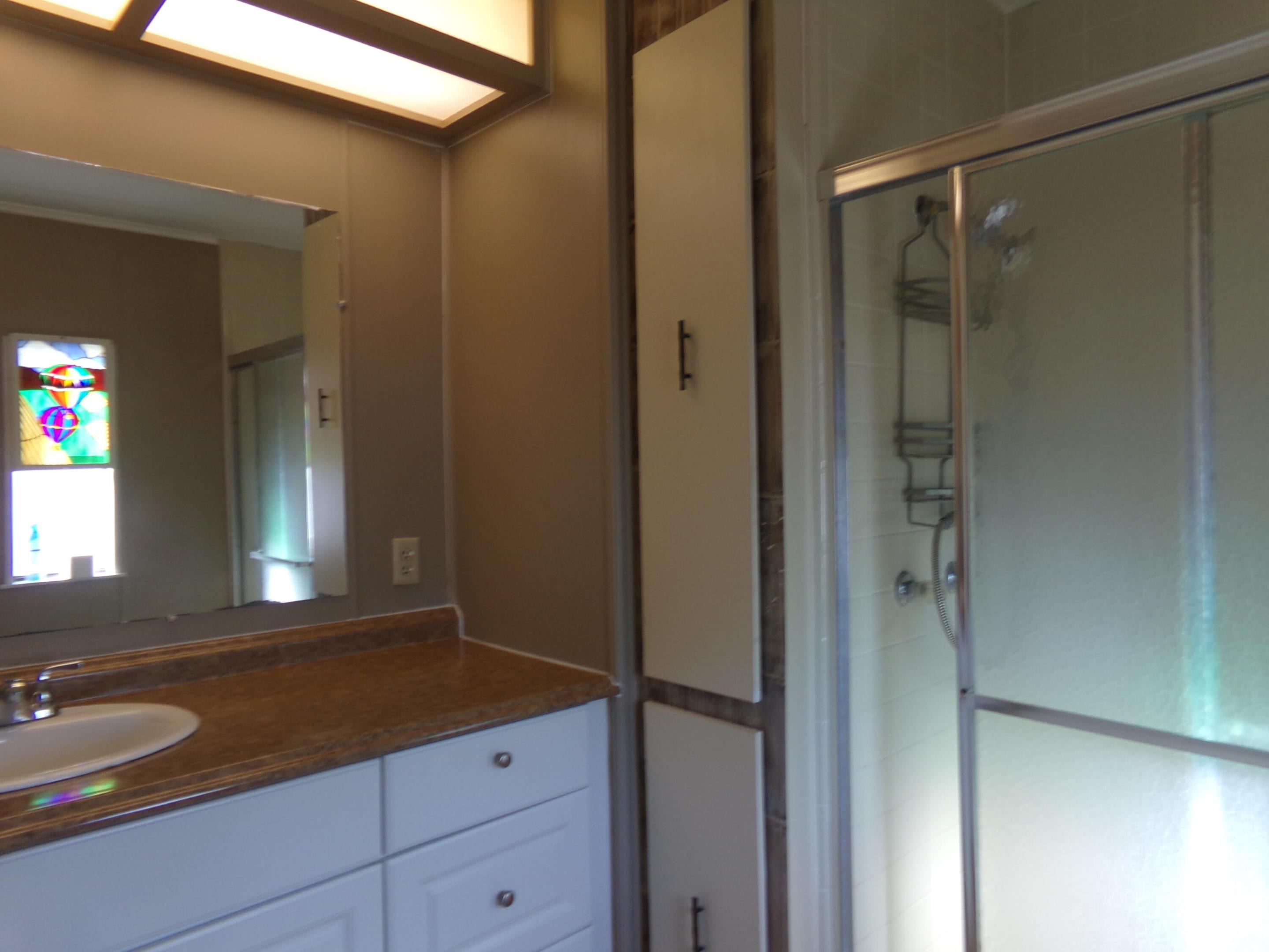 52004 Florinada Bay Property Photo 20