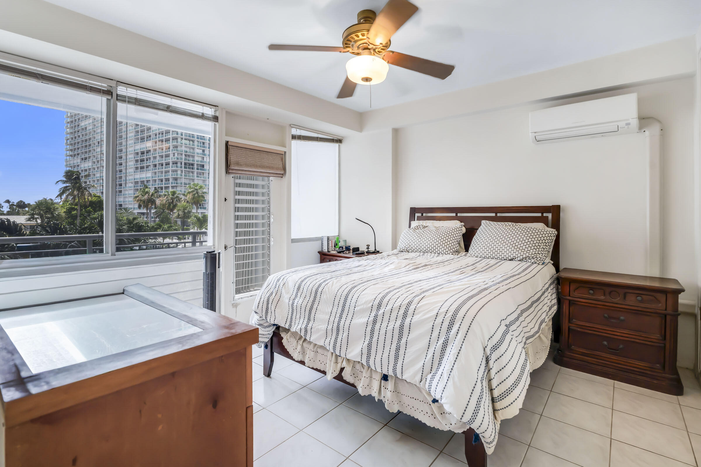 1920 S Ocean Drive 306 Property Photo 11