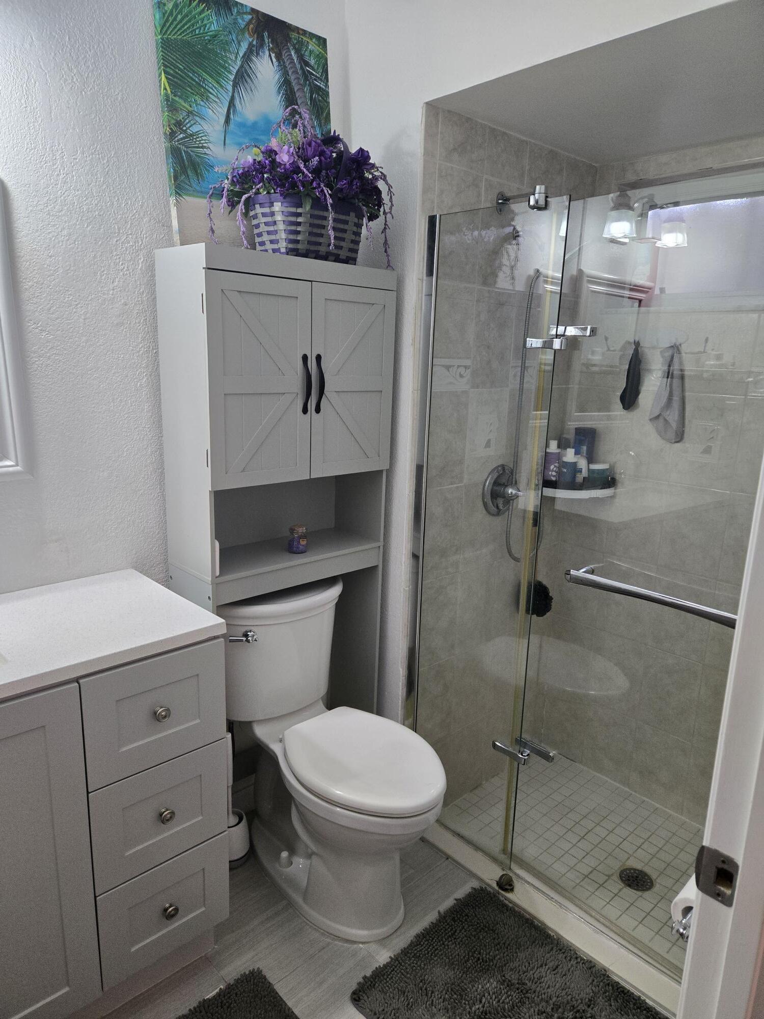 1402 Denlow Lane Property Photo 16