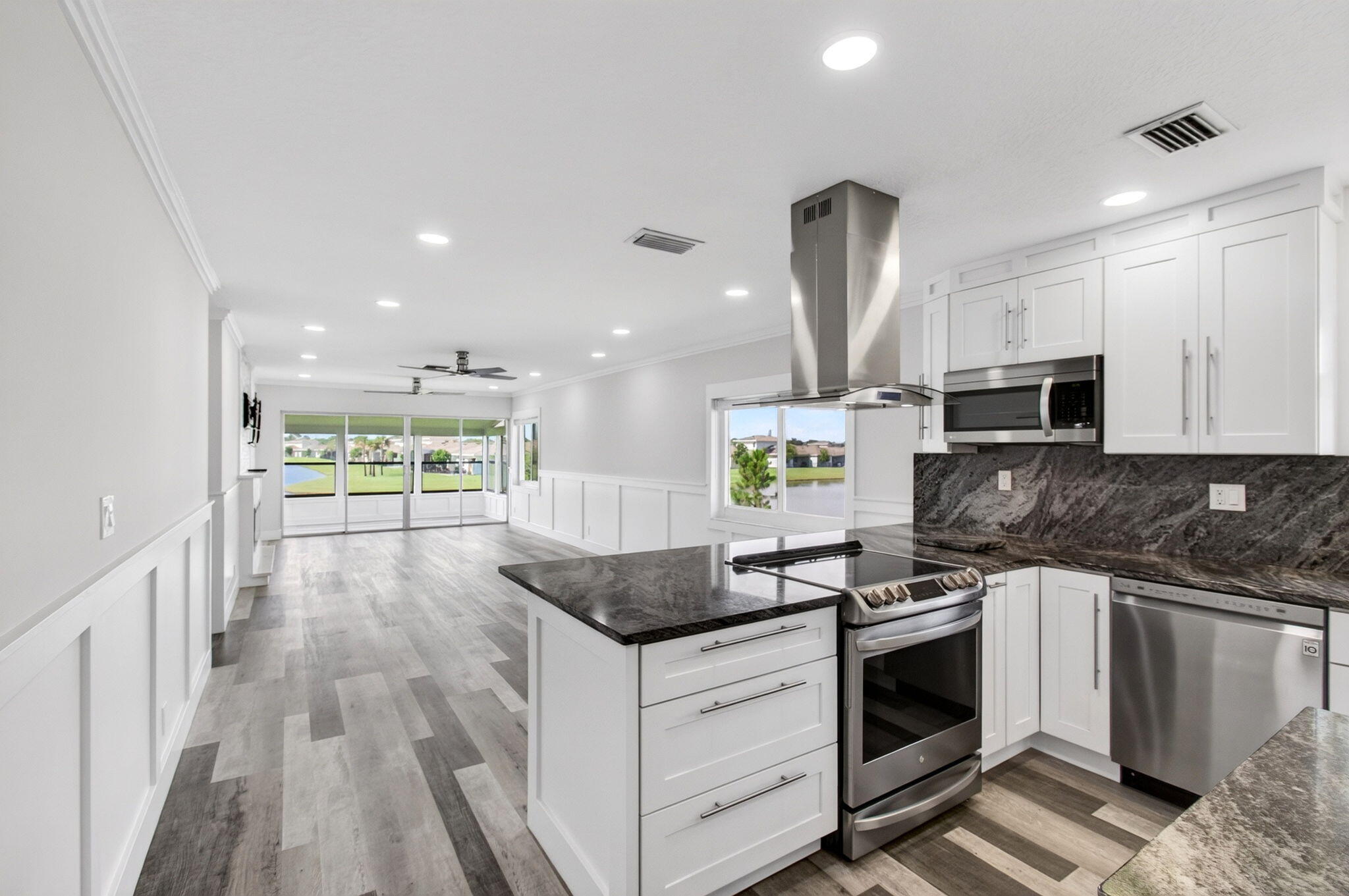 5650 Spindle Palm Court D Property Photo 7