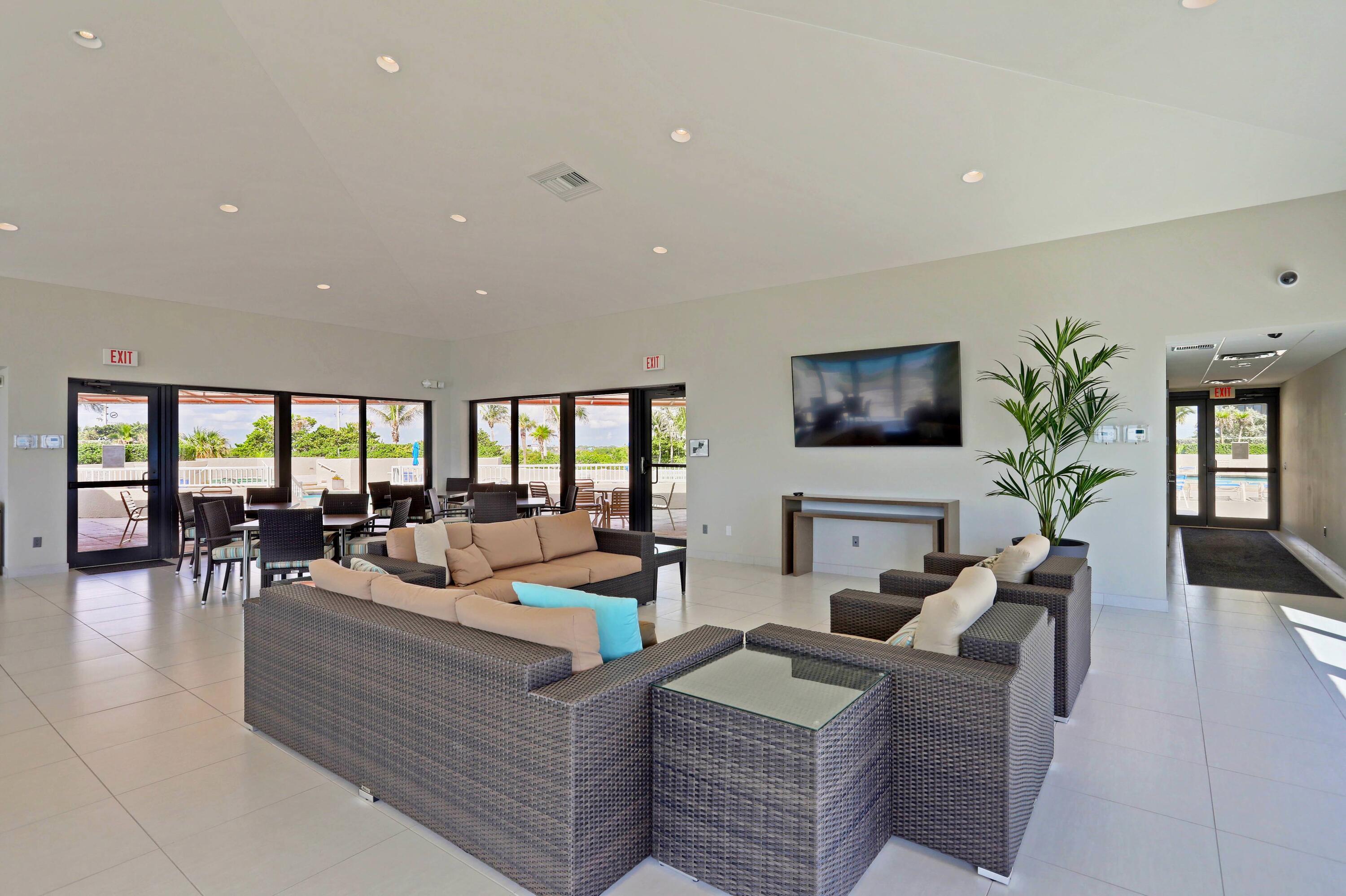 5510 N Ocean Drive 24d Property Photo 47