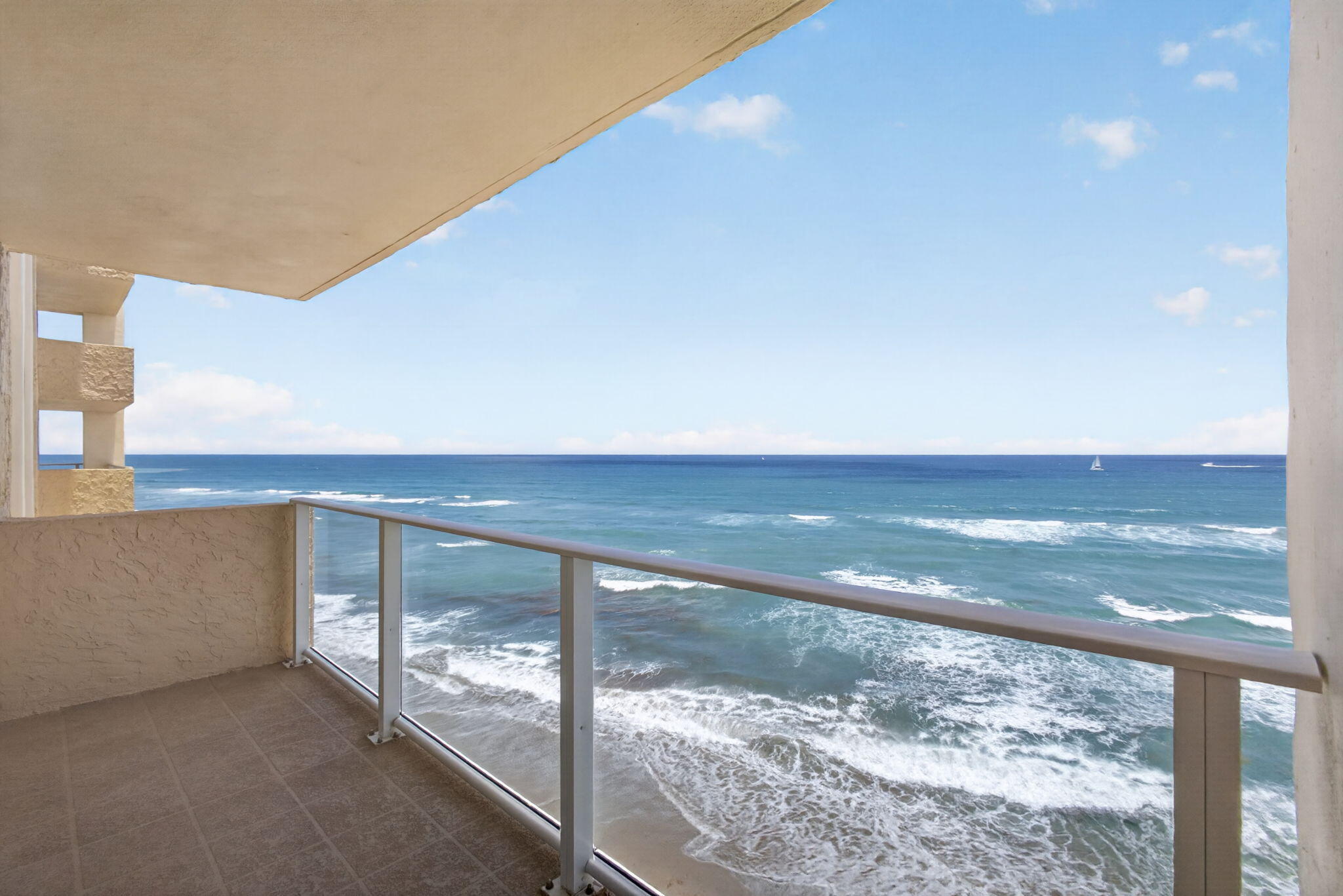 5440 N Ocean Drive 807 Property Photo 1