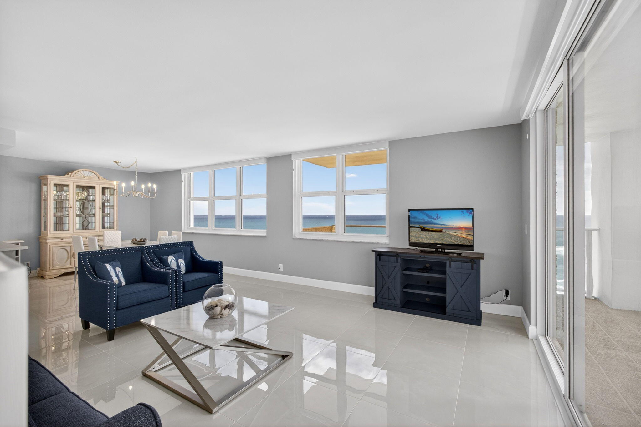 5440 N Ocean Drive 807 Property Photo 18