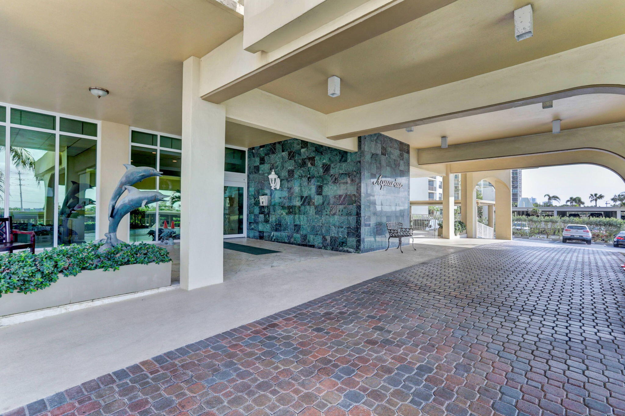 5440 N Ocean Drive 807 Property Photo 49