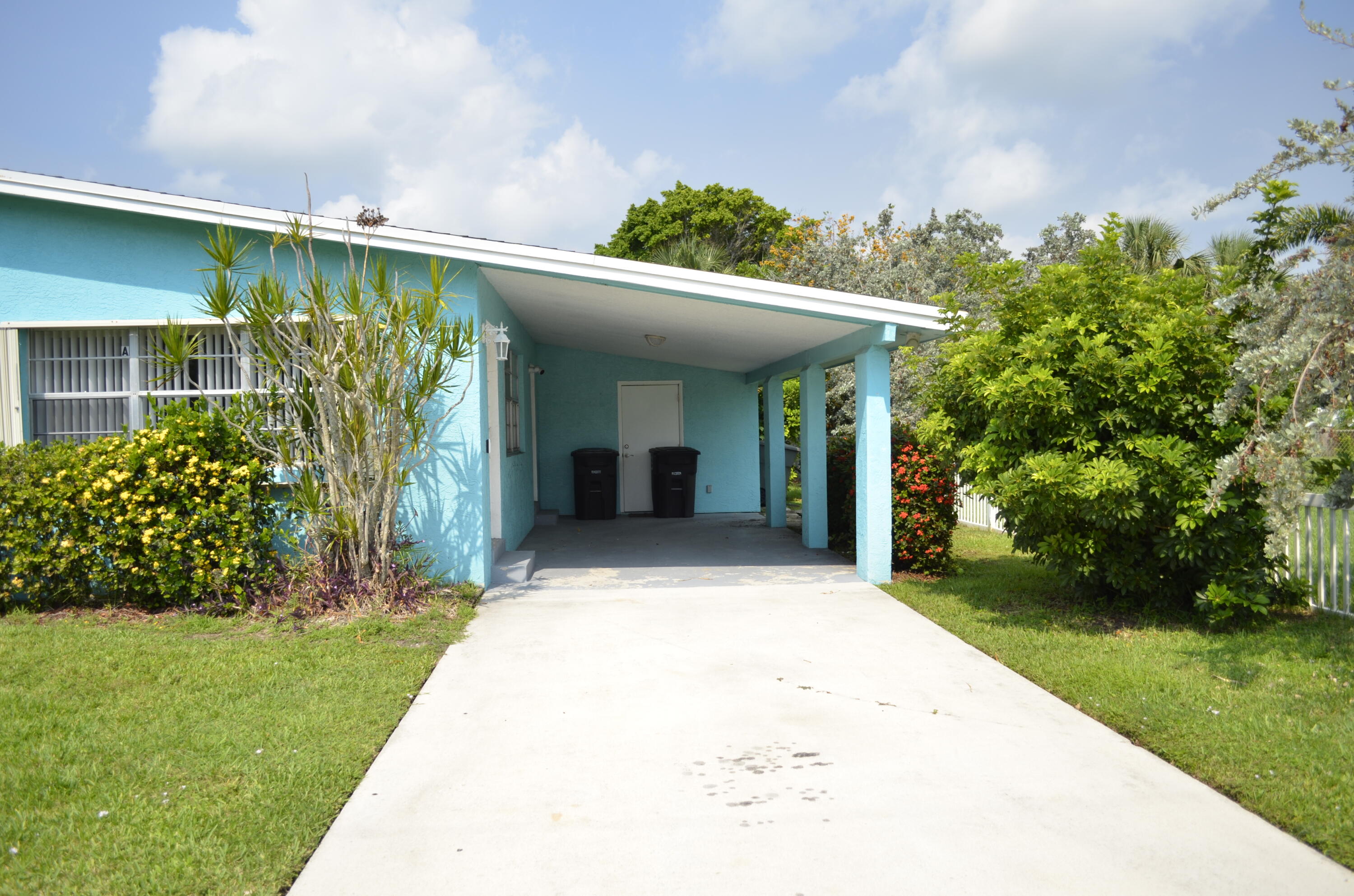 1115 Hernando Street A Property Photo 2
