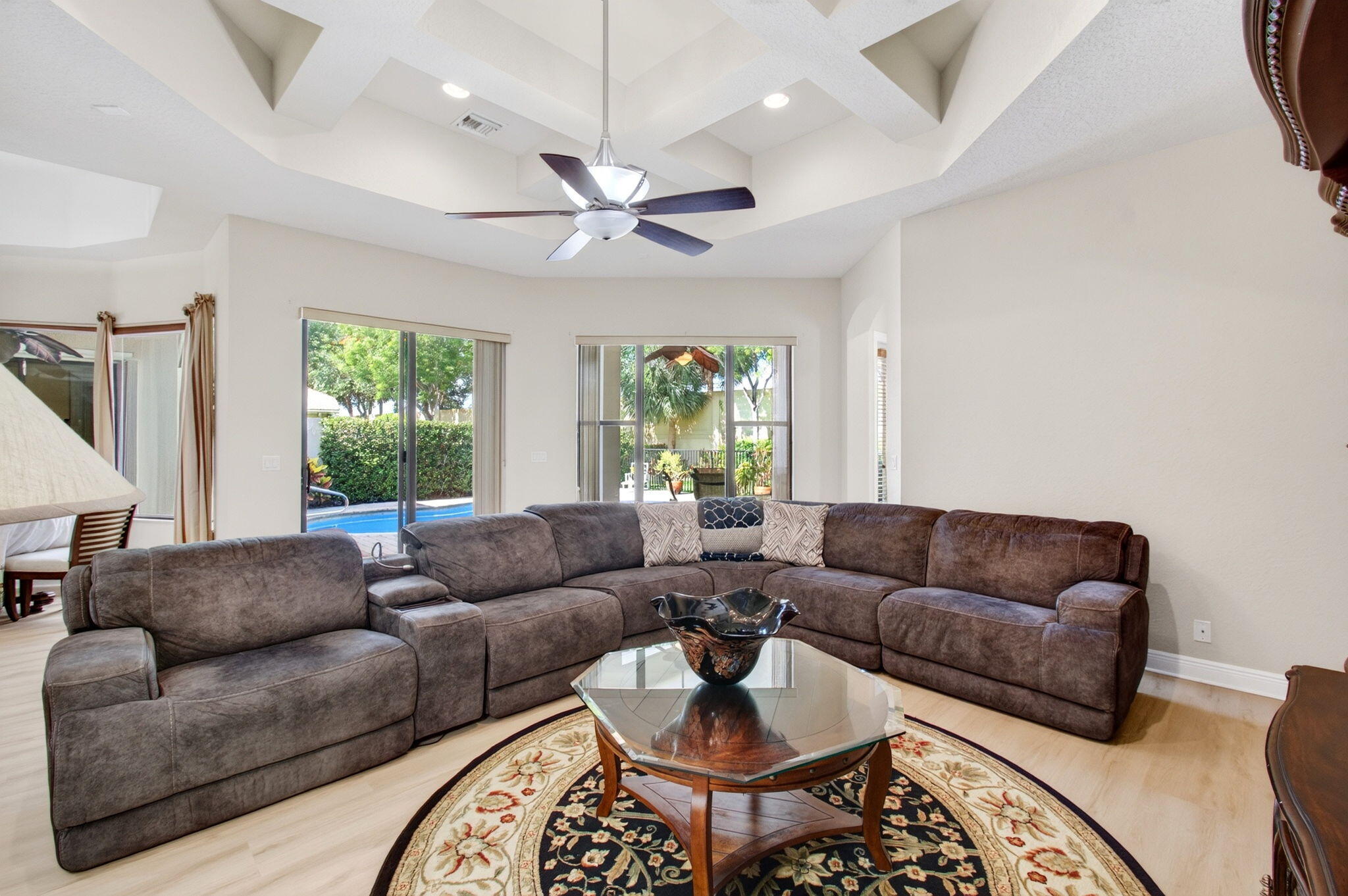 16211 Rosecroft Terrace Property Photo 5